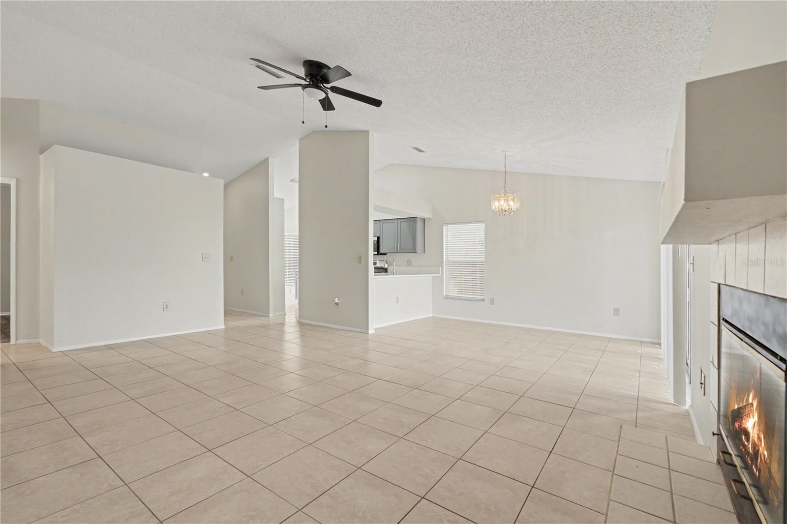 Image 8 of 16 For 13618 Laraway Drive