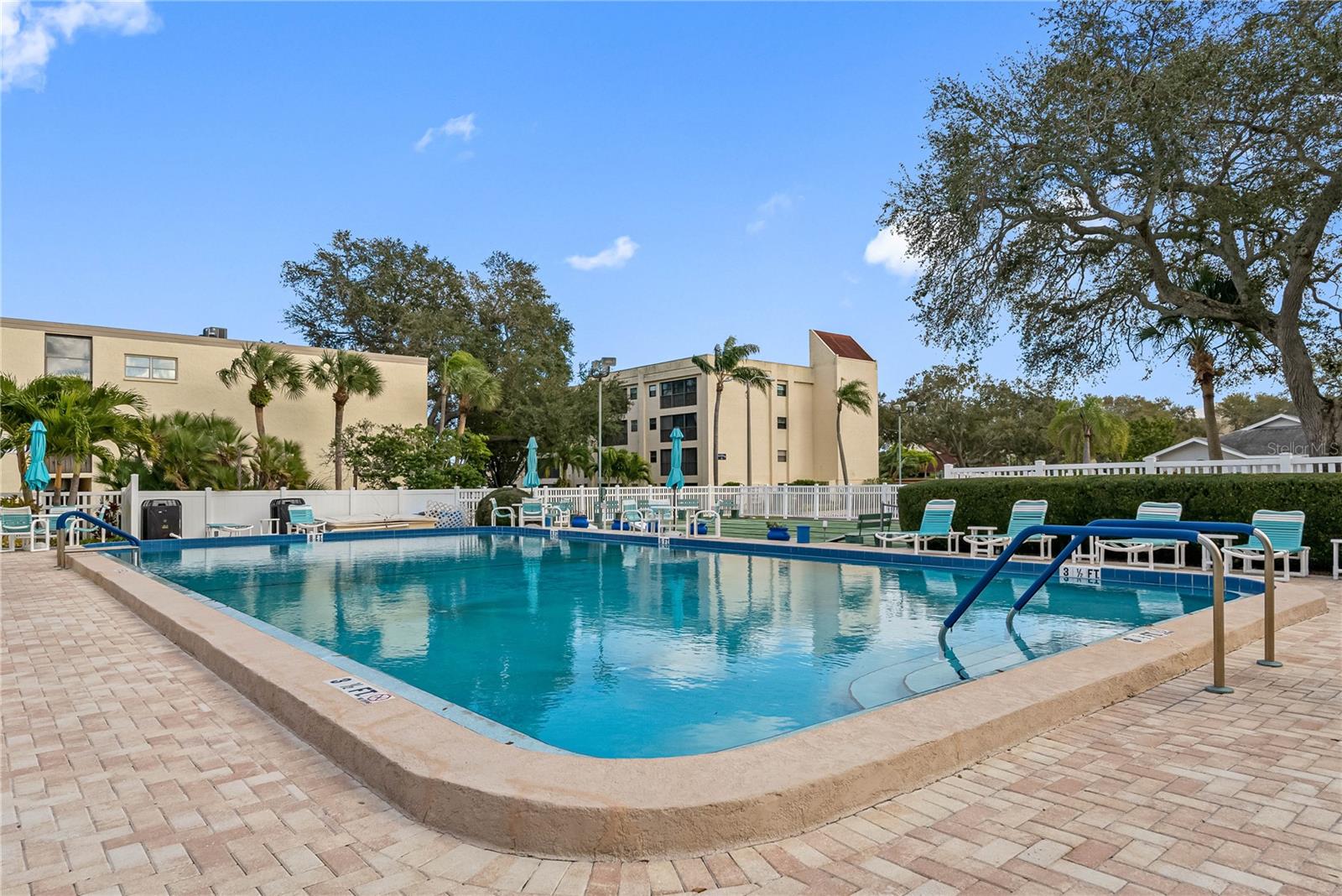 Image 22 of 31 For 11485 Oakhurst Road 312