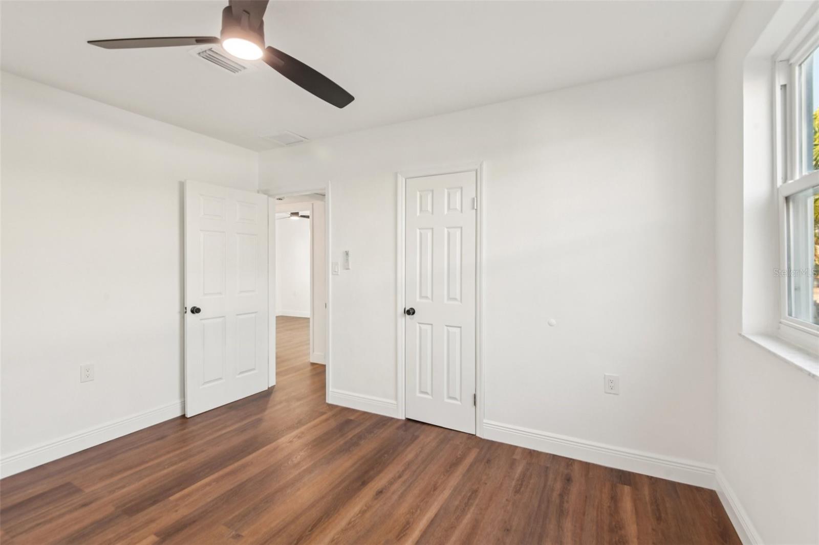 Image 21 of 25 For 410 Virginia Avenue