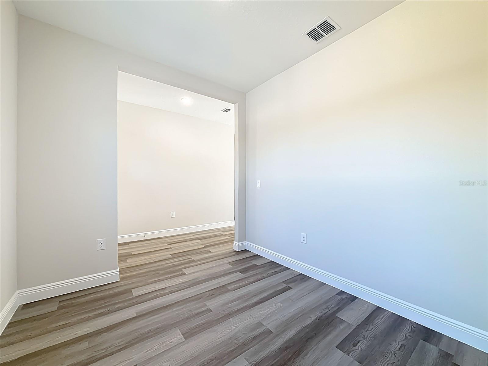 Image 16 of 46 For 2850 Escambia Circle