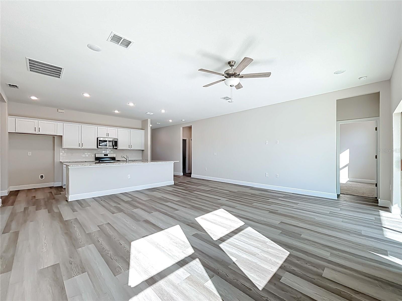 Image 22 of 46 For 2850 Escambia Circle