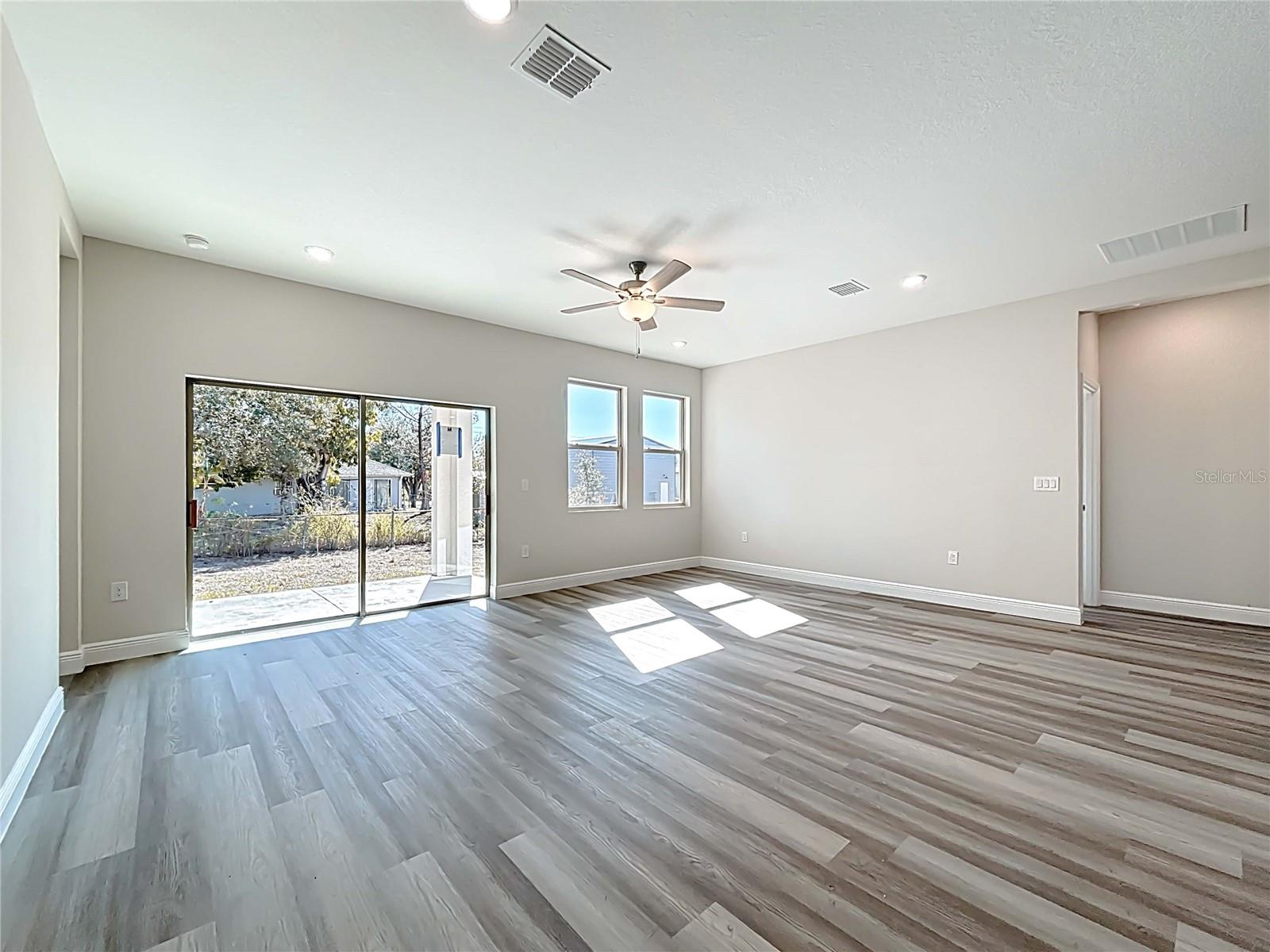 Image 24 of 46 For 2850 Escambia Circle