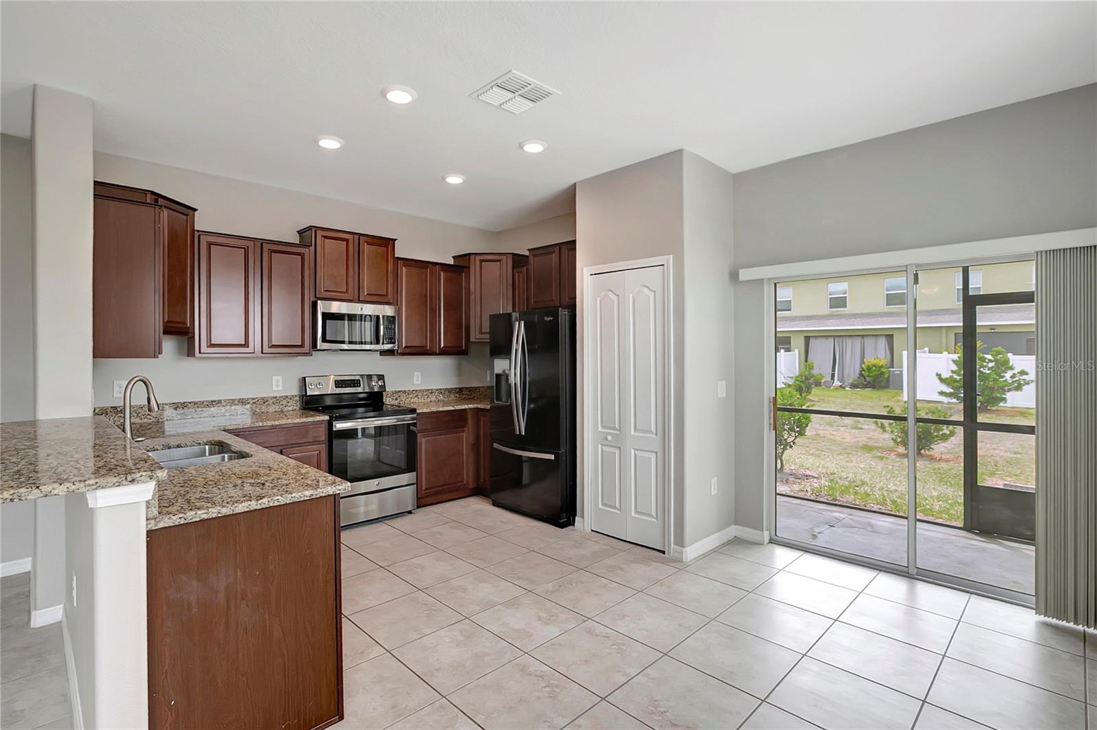 Image 11 of 46 For 2227 Golden Falcon Drive