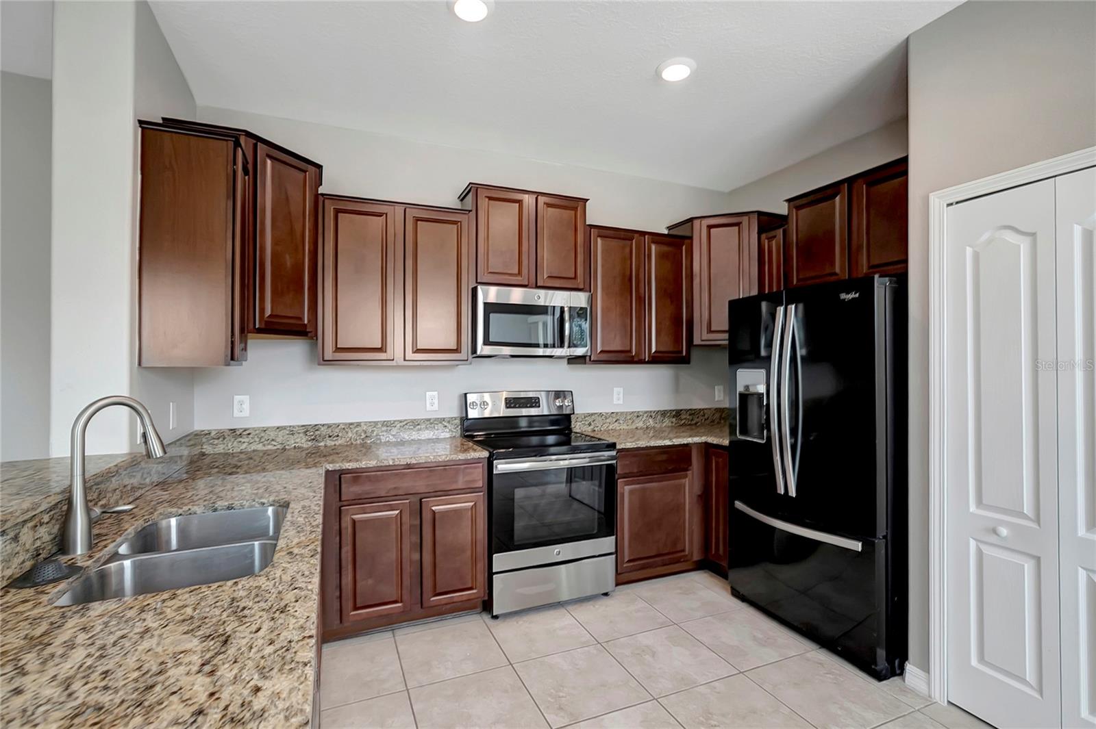 Image 13 of 46 For 2227 Golden Falcon Drive