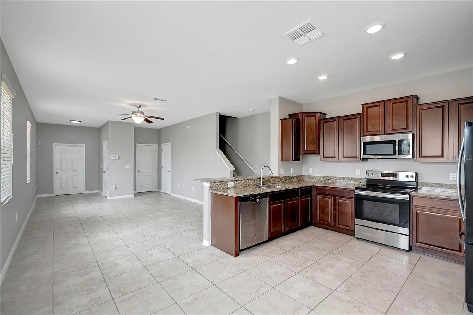 Image 14 of 46 For 2227 Golden Falcon Drive