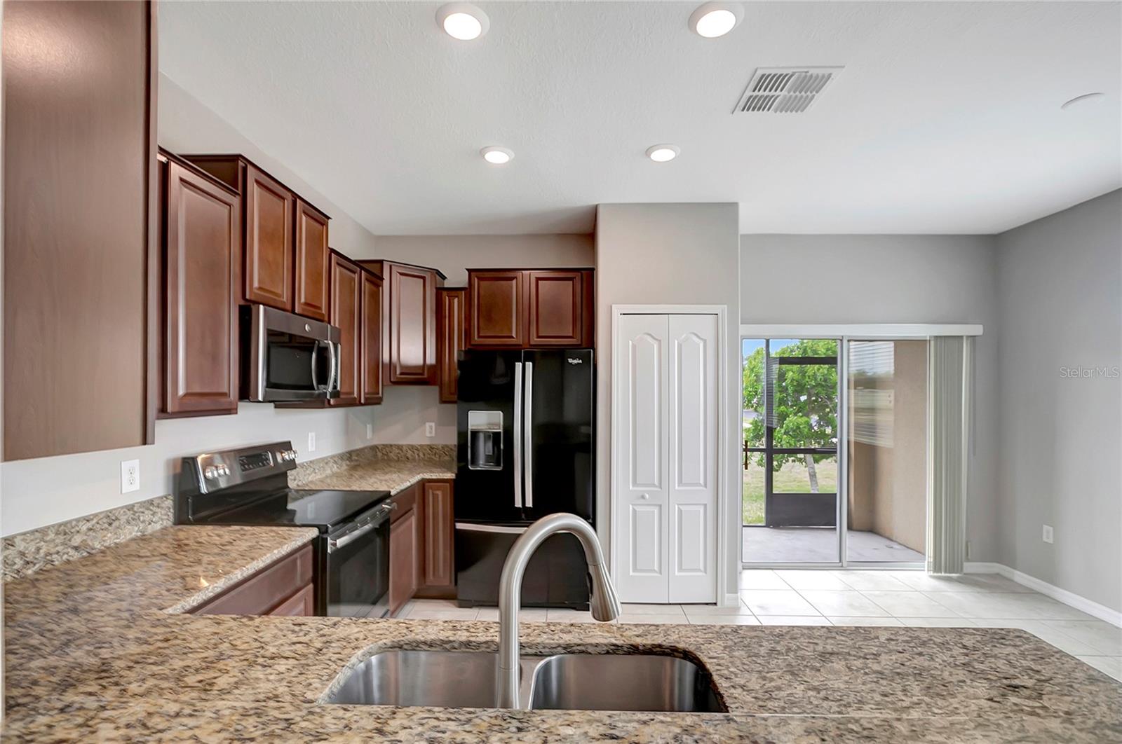Image 22 of 46 For 2227 Golden Falcon Drive