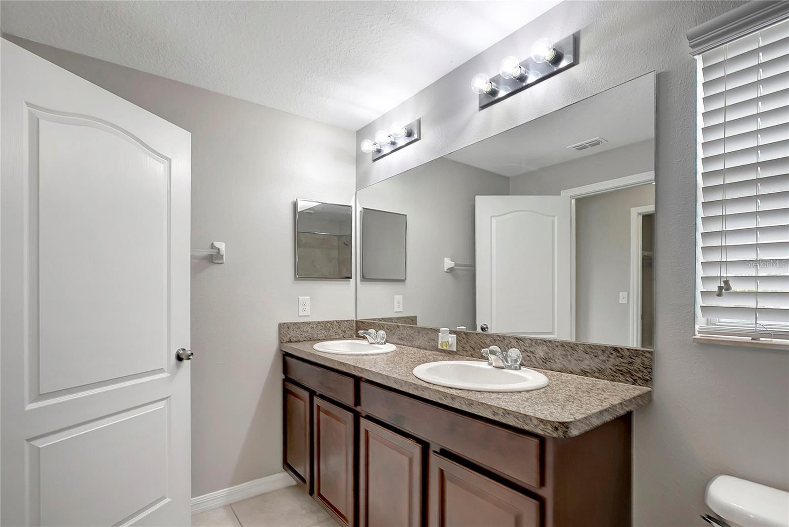 Image 34 of 46 For 2227 Golden Falcon Drive