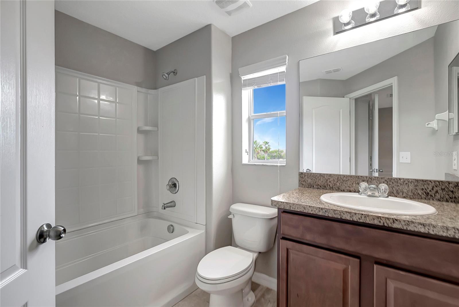 Image 39 of 46 For 2227 Golden Falcon Drive