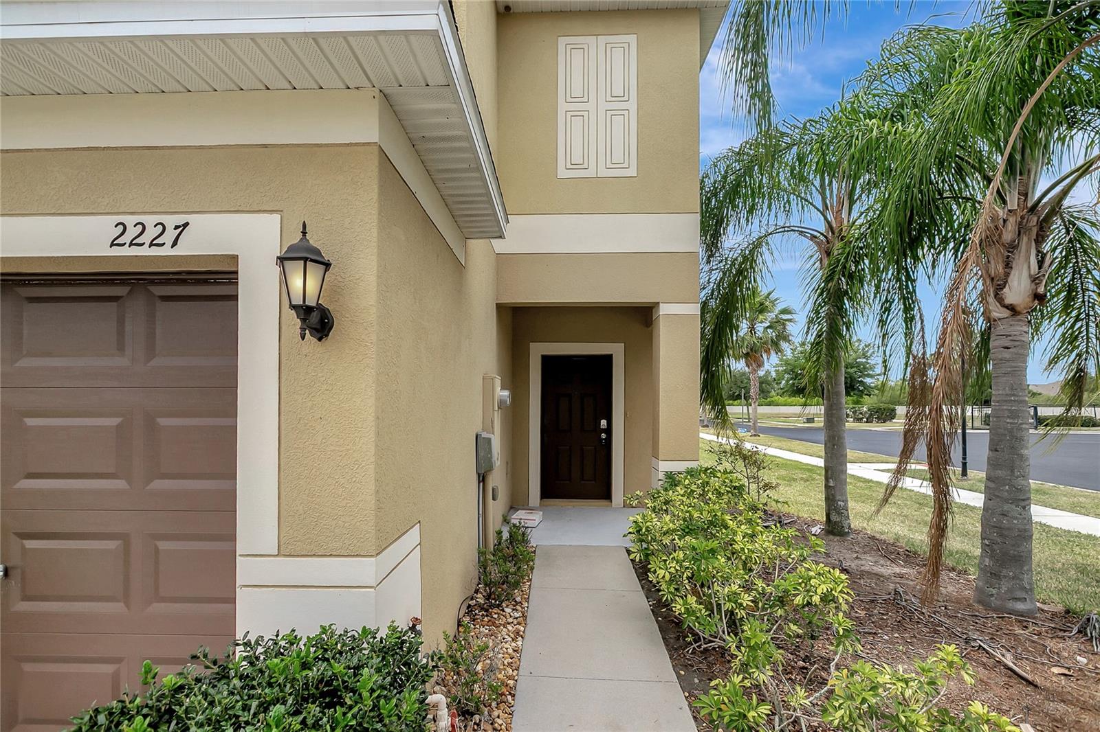Image 4 of 46 For 2227 Golden Falcon Drive