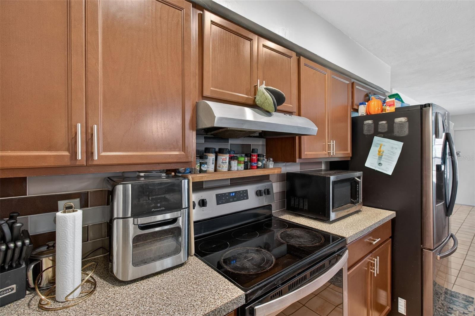 Image 10 of 44 For 2071 59th Street N