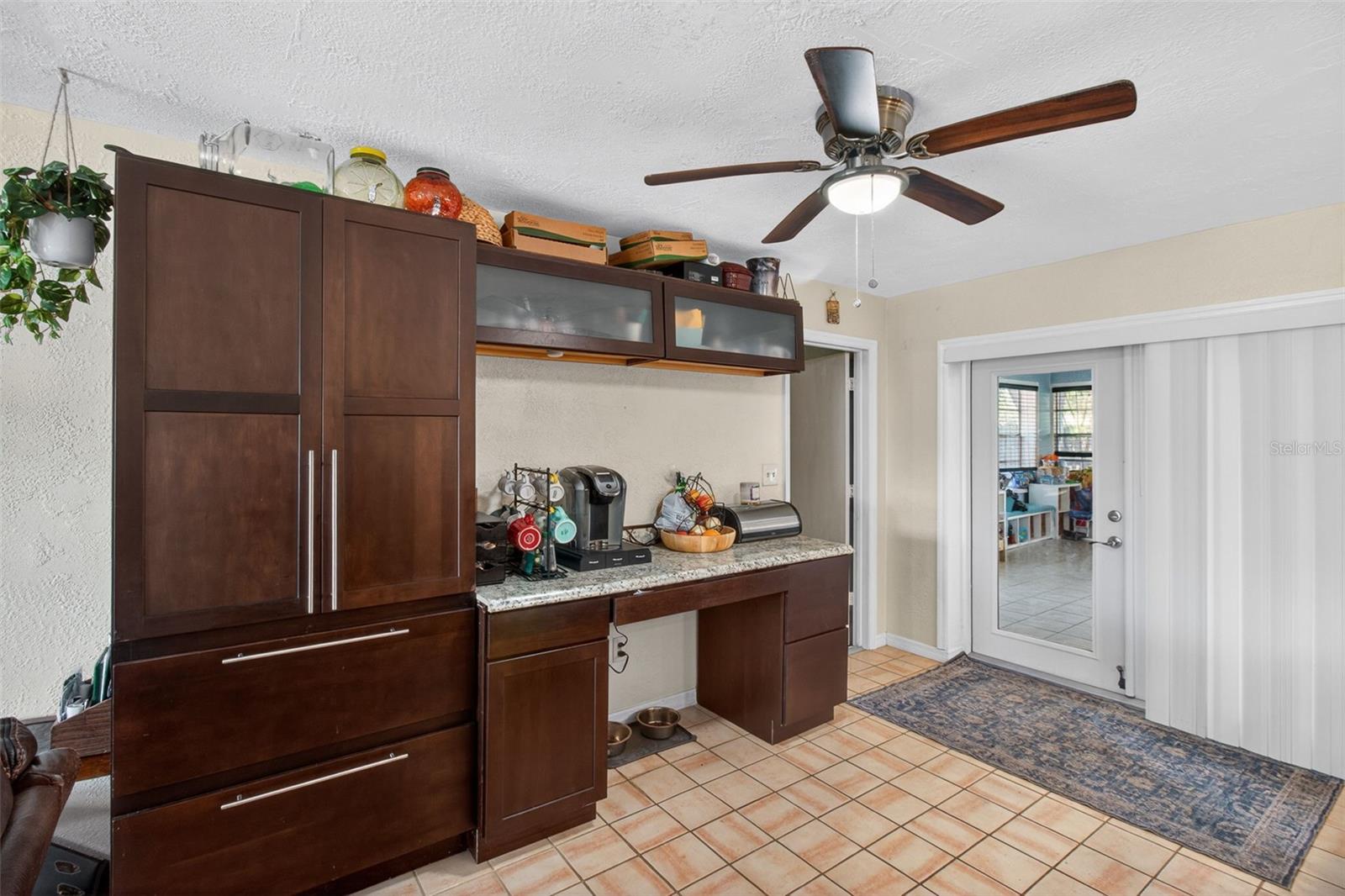 Image 11 of 44 For 2071 59th Street N