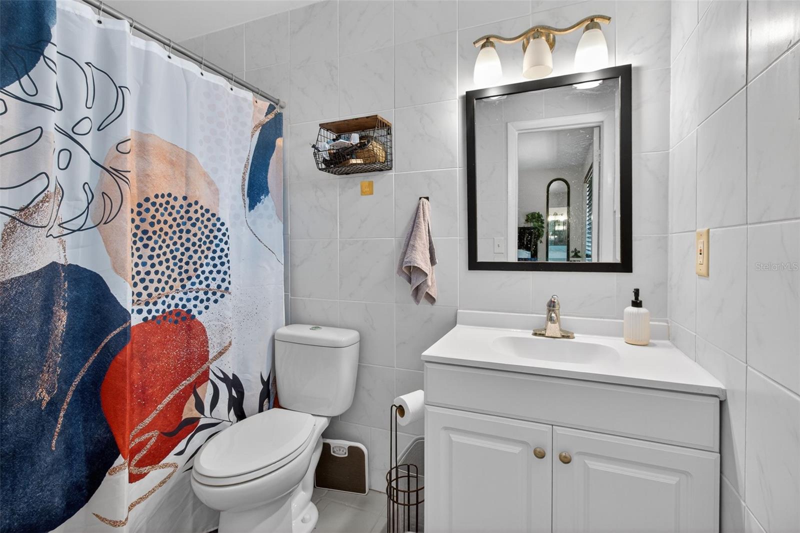 Image 19 of 44 For 2071 59th Street N