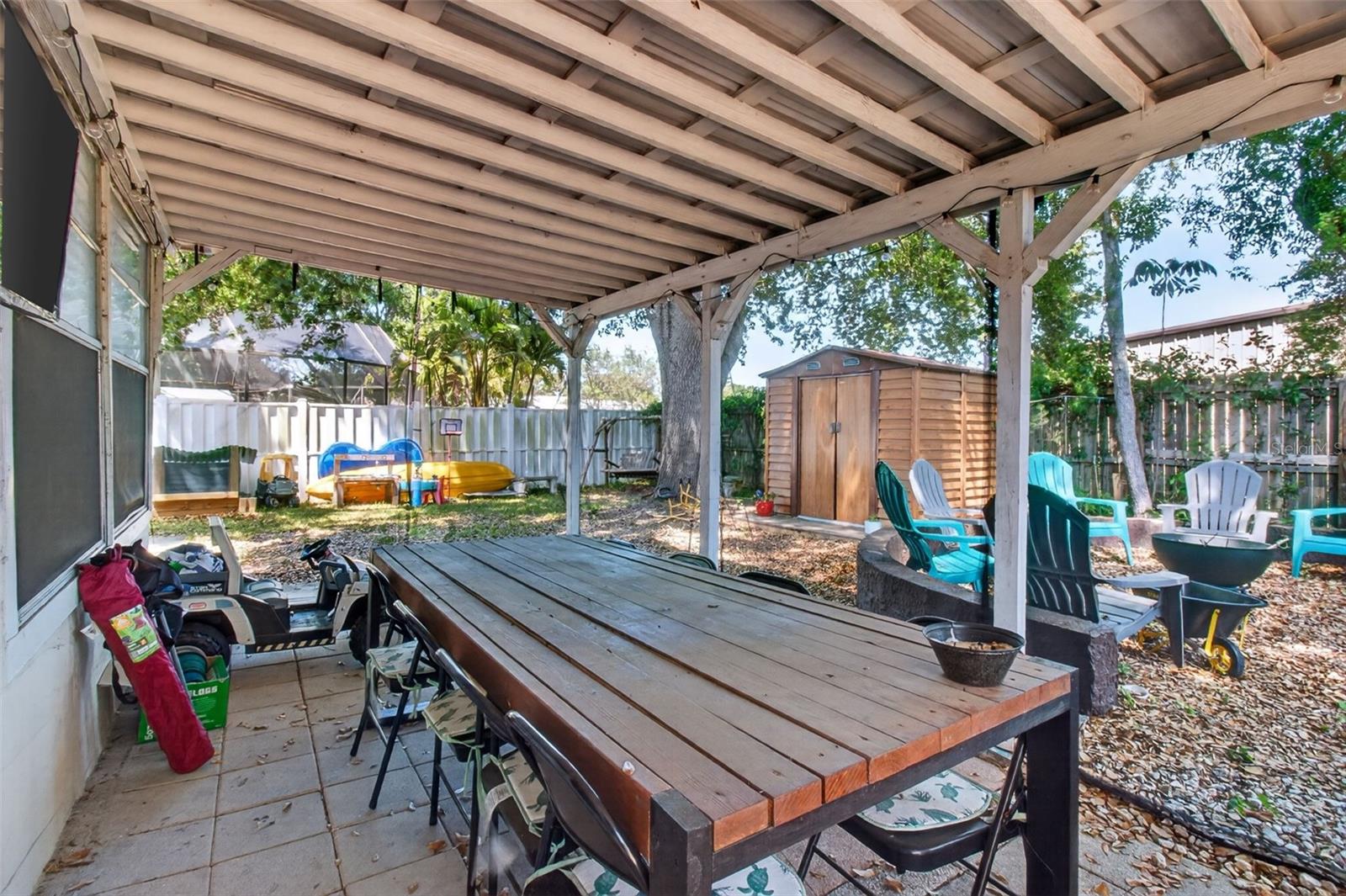 Image 29 of 44 For 2071 59th Street N