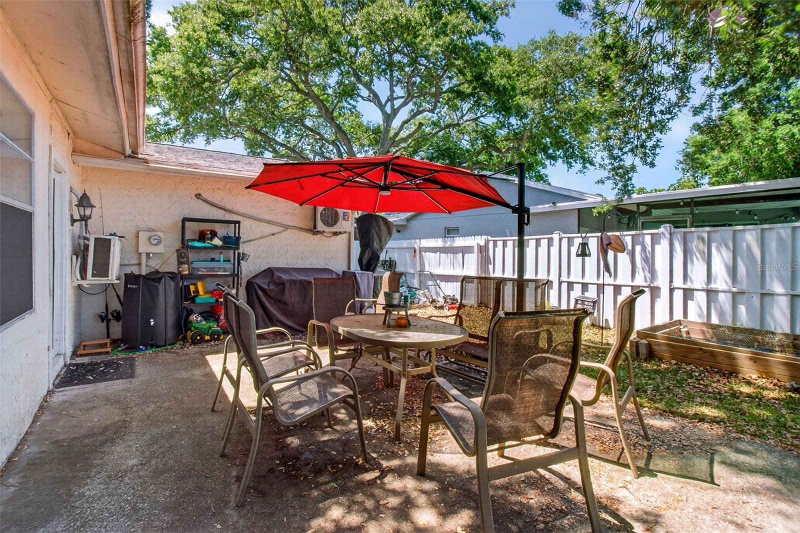 Image 31 of 44 For 2071 59th Street N