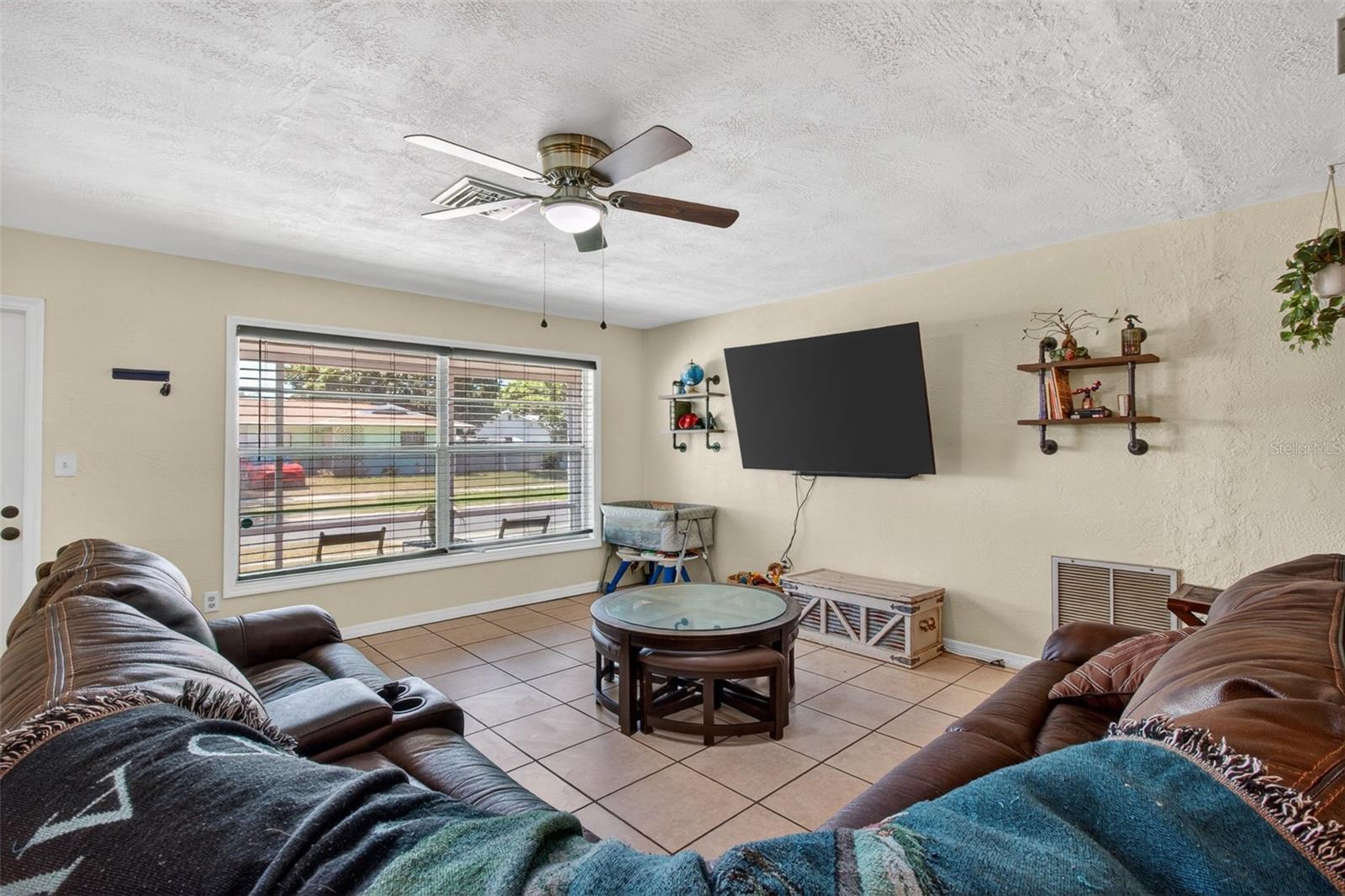 Image 6 of 44 For 2071 59th Street N