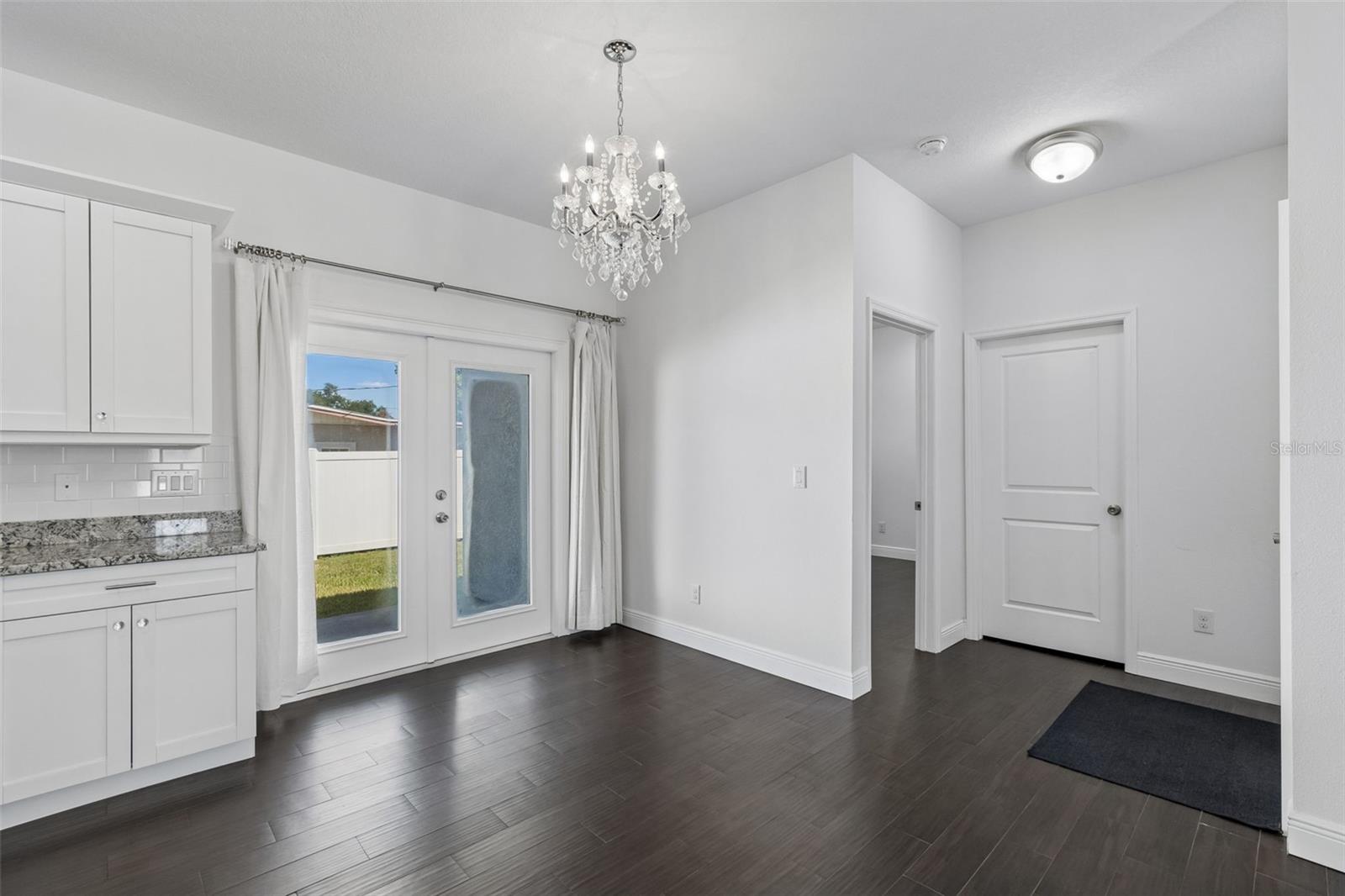 Image 20 of 25 For 5803 Fremont Avenue