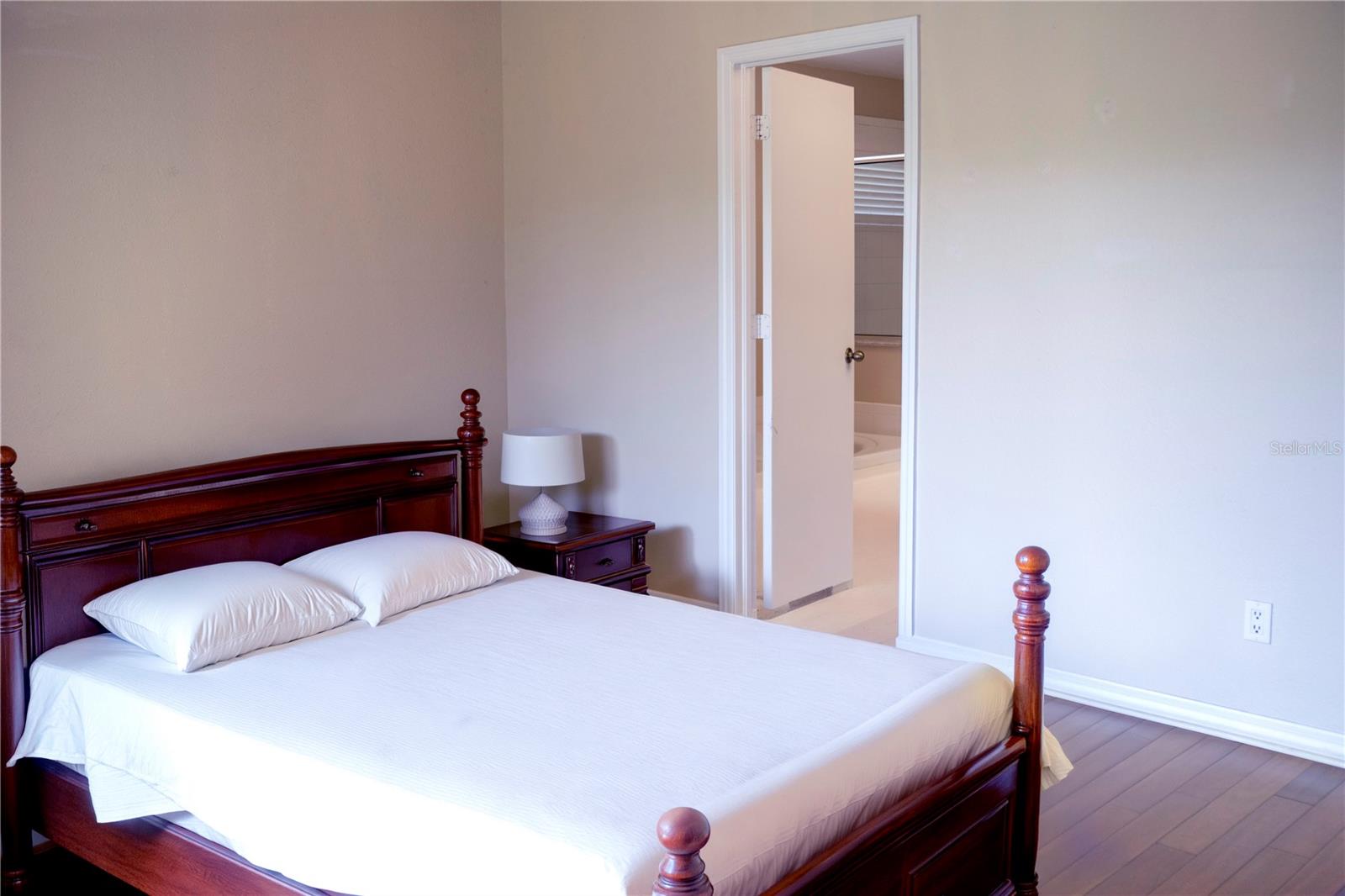 Image 12 of 18 For 29841 Morningmist Drive