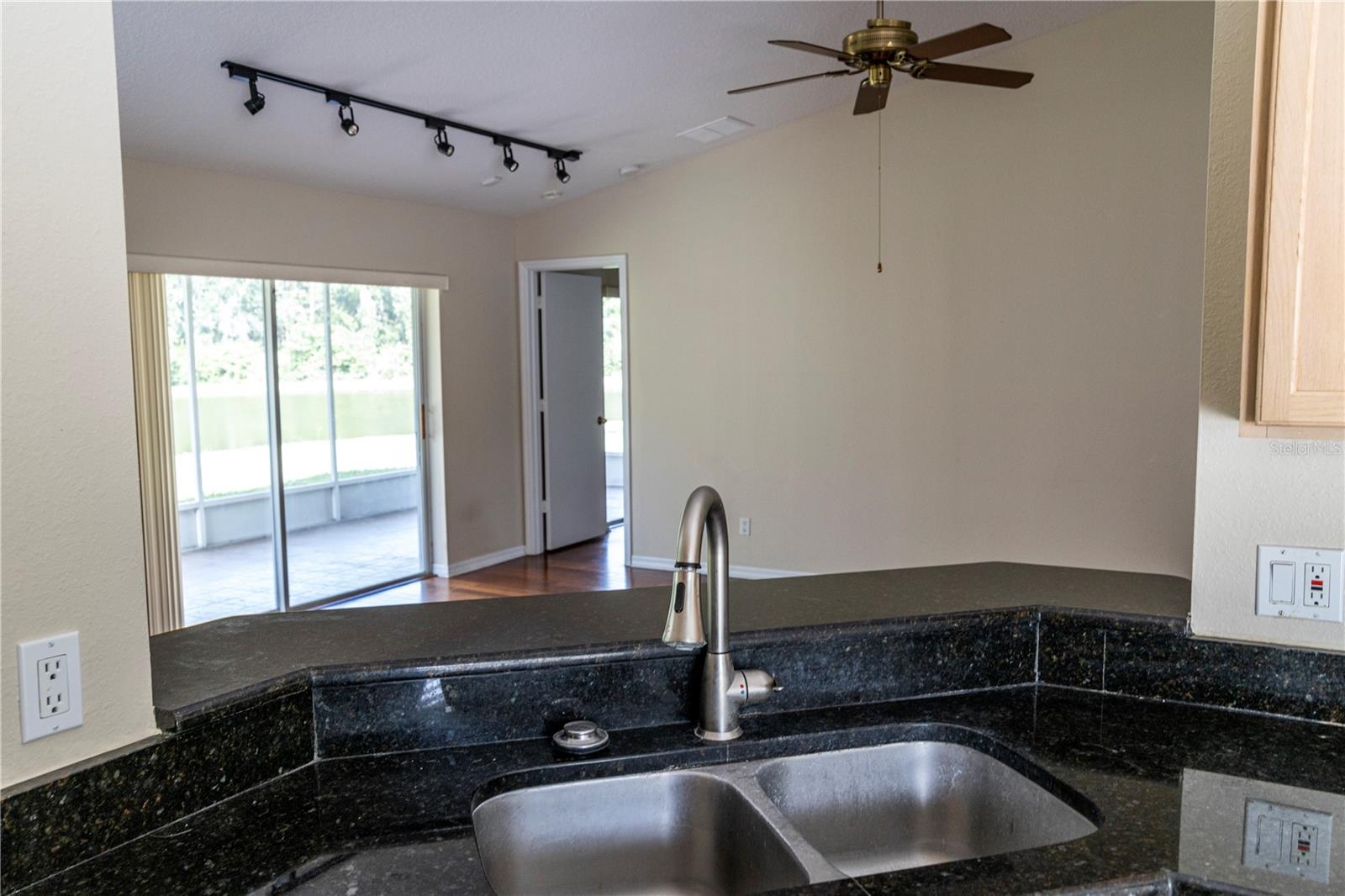 Image 8 of 18 For 29841 Morningmist Drive