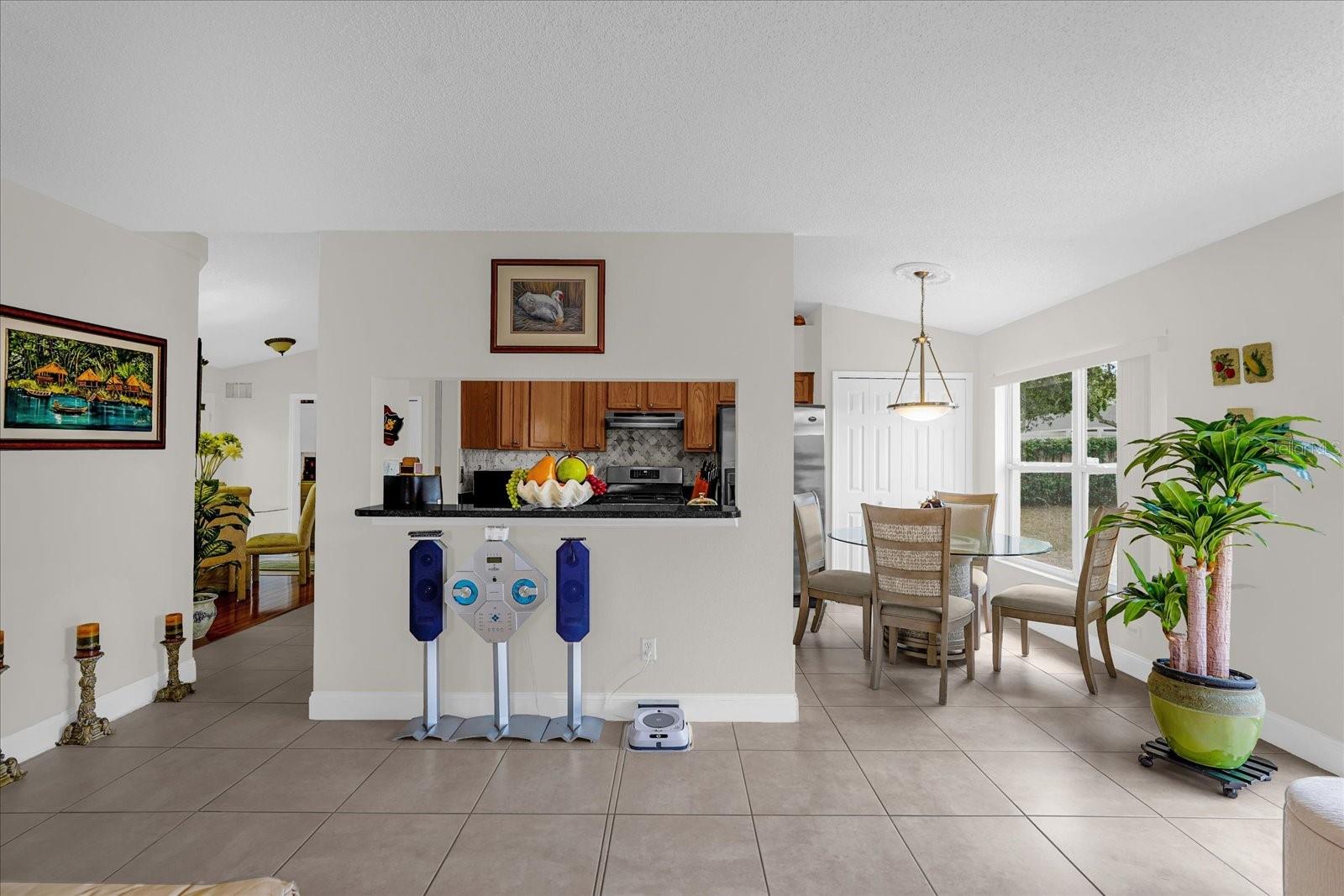 Image 13 of 32 For 12000 Woodglen Circle