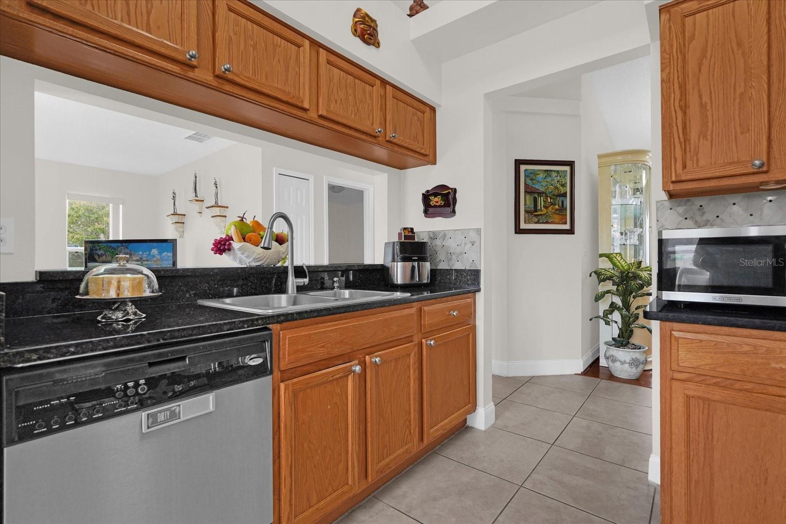 Image 15 of 32 For 12000 Woodglen Circle