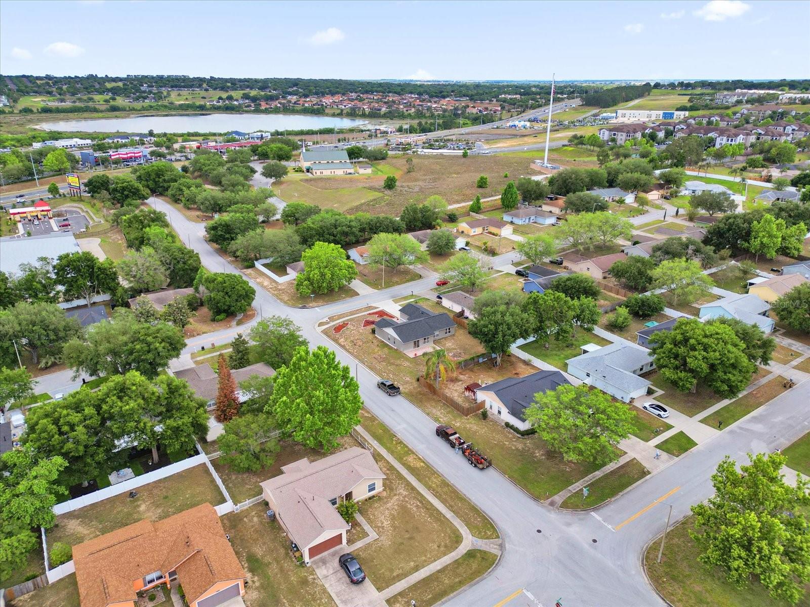 Image 32 of 32 For 12000 Woodglen Circle