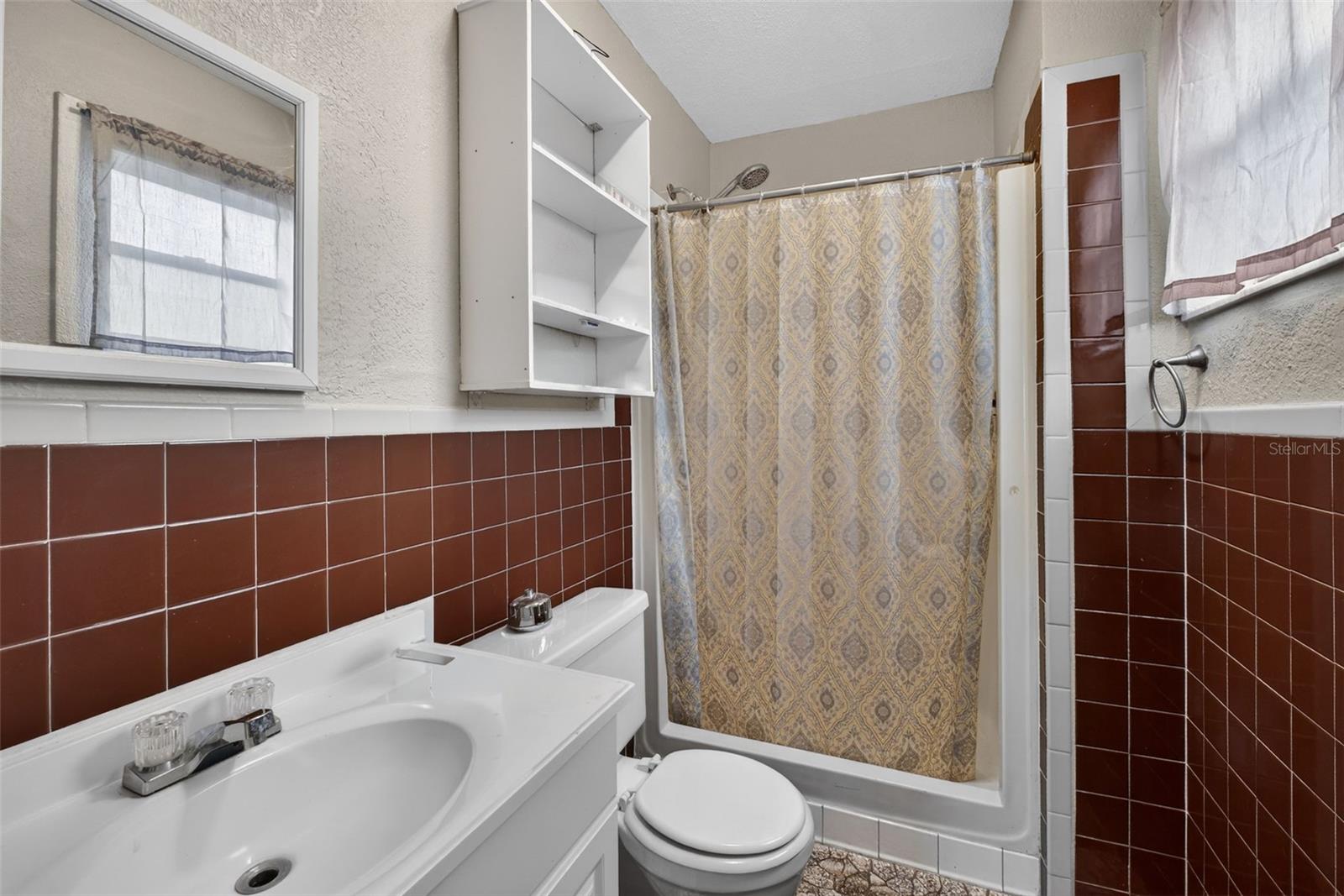 Image 28 of 74 For 39243 Lizabeth Circle