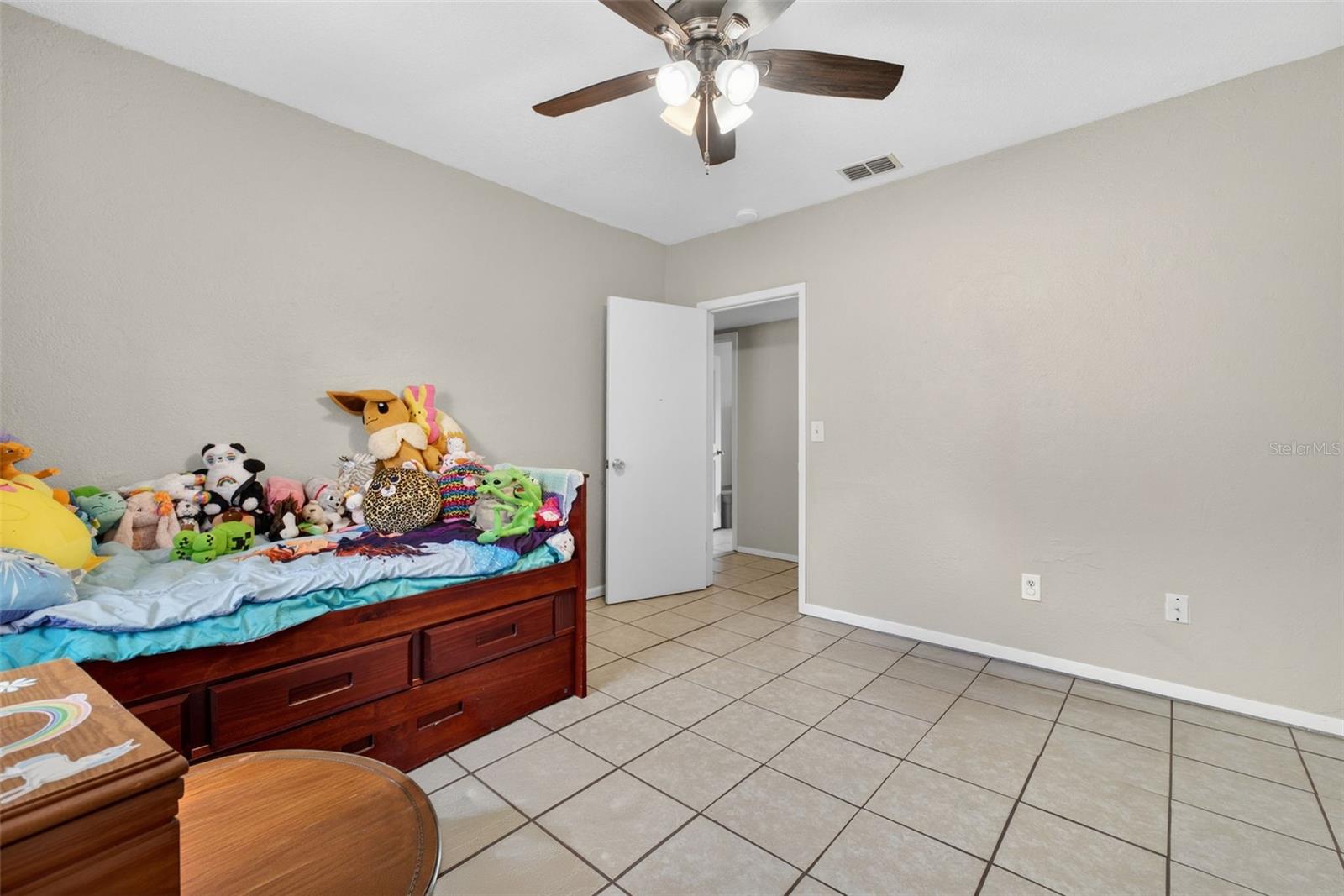 Image 34 of 74 For 39243 Lizabeth Circle