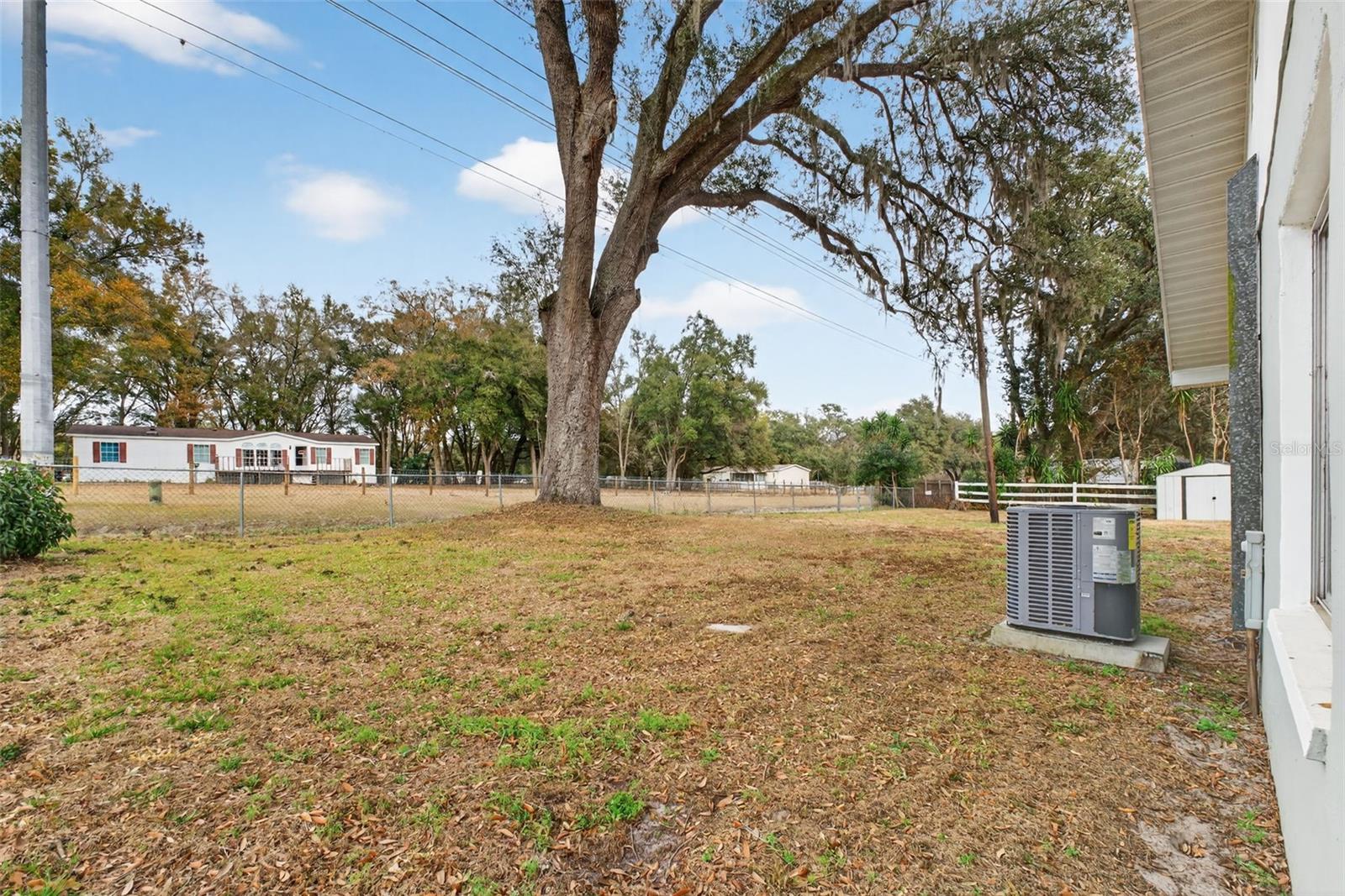 Image 47 of 74 For 39243 Lizabeth Circle