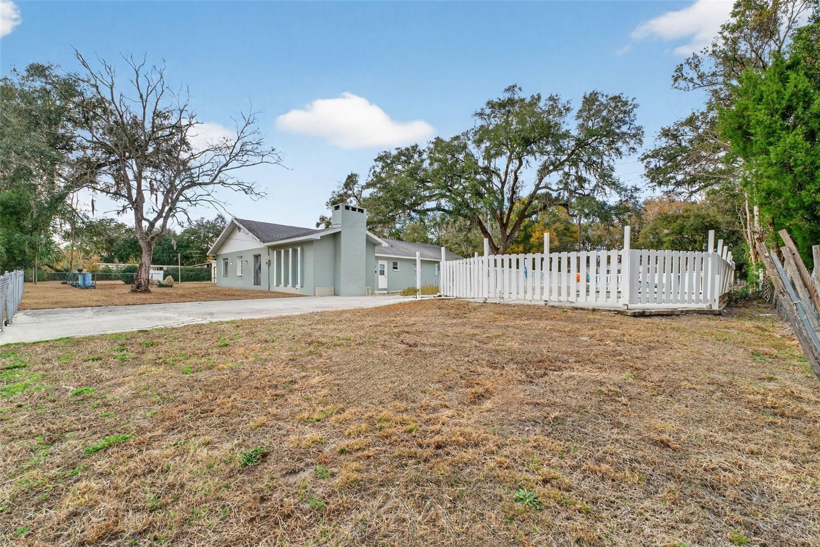 Image 51 of 74 For 39243 Lizabeth Circle