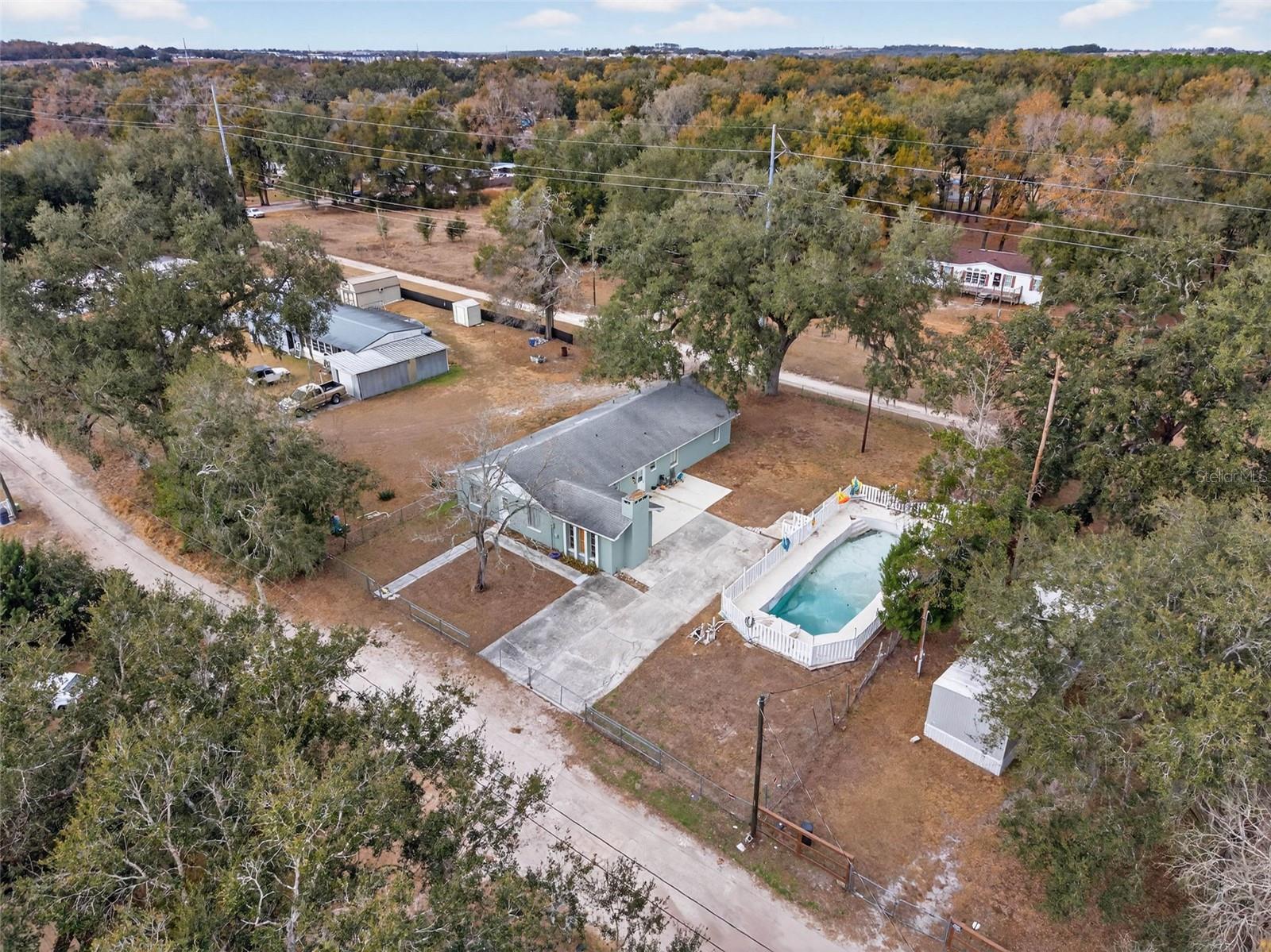 Image 59 of 74 For 39243 Lizabeth Circle