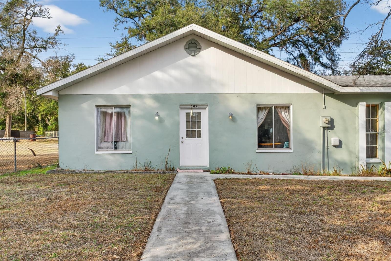 Image 9 of 74 For 39243 Lizabeth Circle