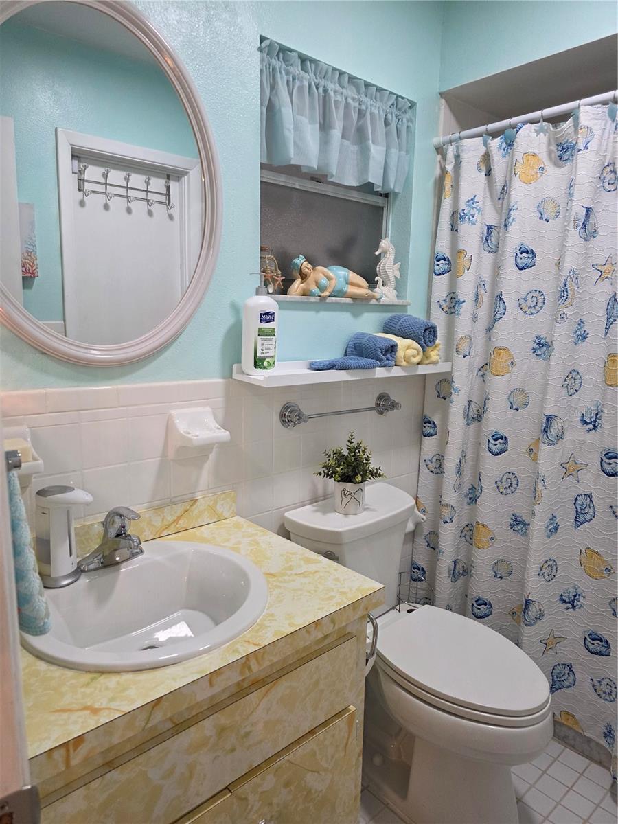 Image 11 of 24 For 12532 Coronado Drive