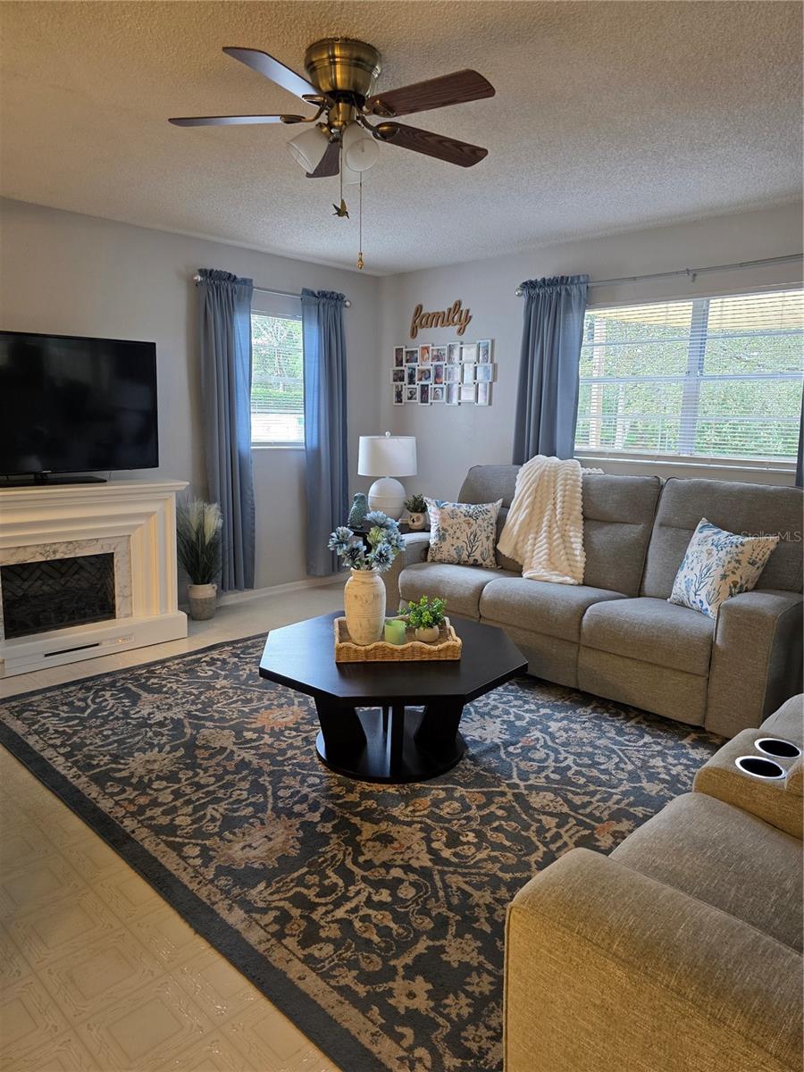 Image 6 of 24 For 12532 Coronado Drive