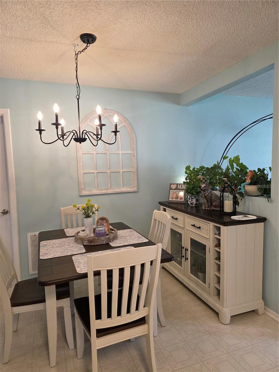 Image 7 of 24 For 12532 Coronado Drive