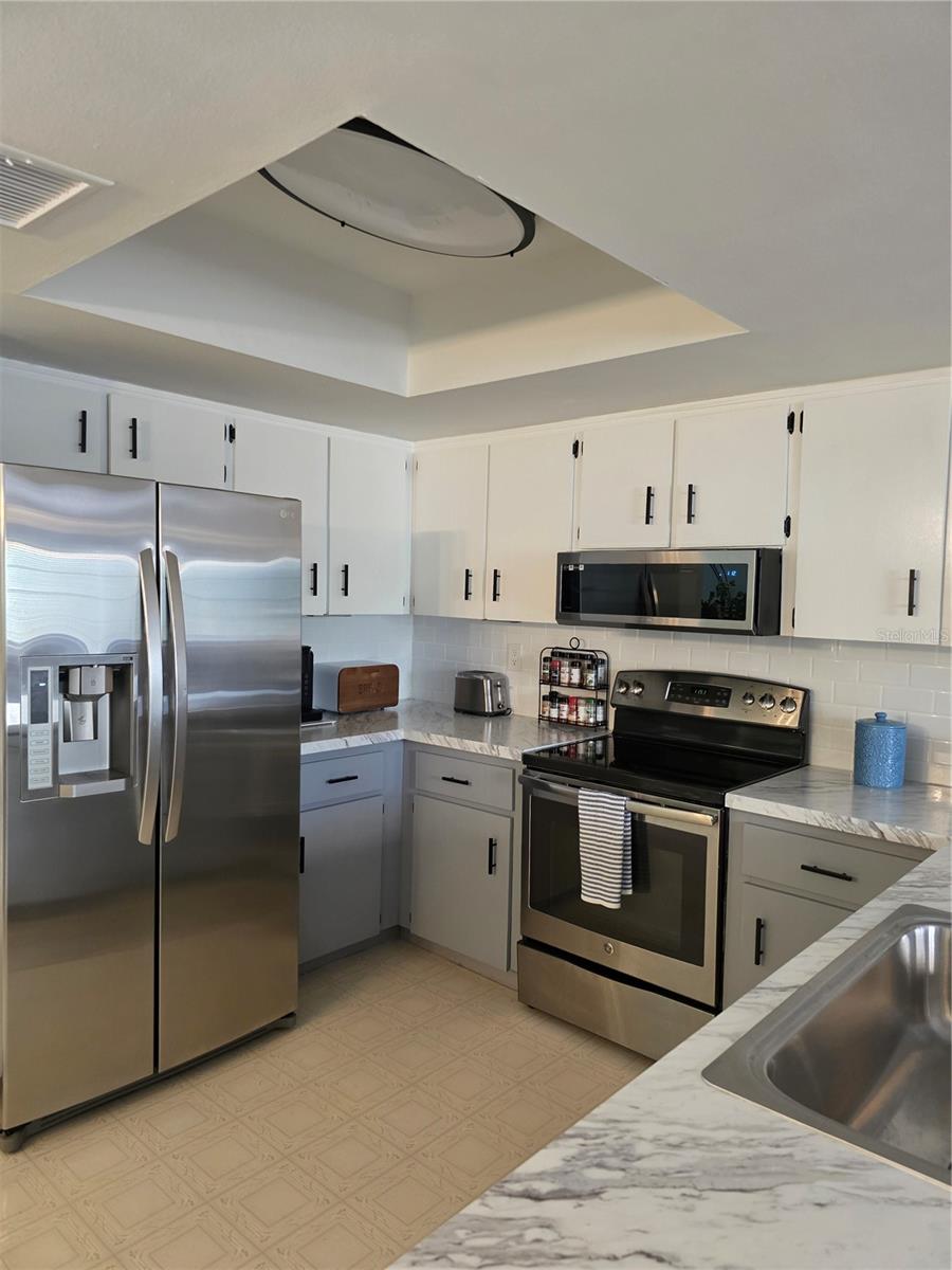 Image 8 of 24 For 12532 Coronado Drive