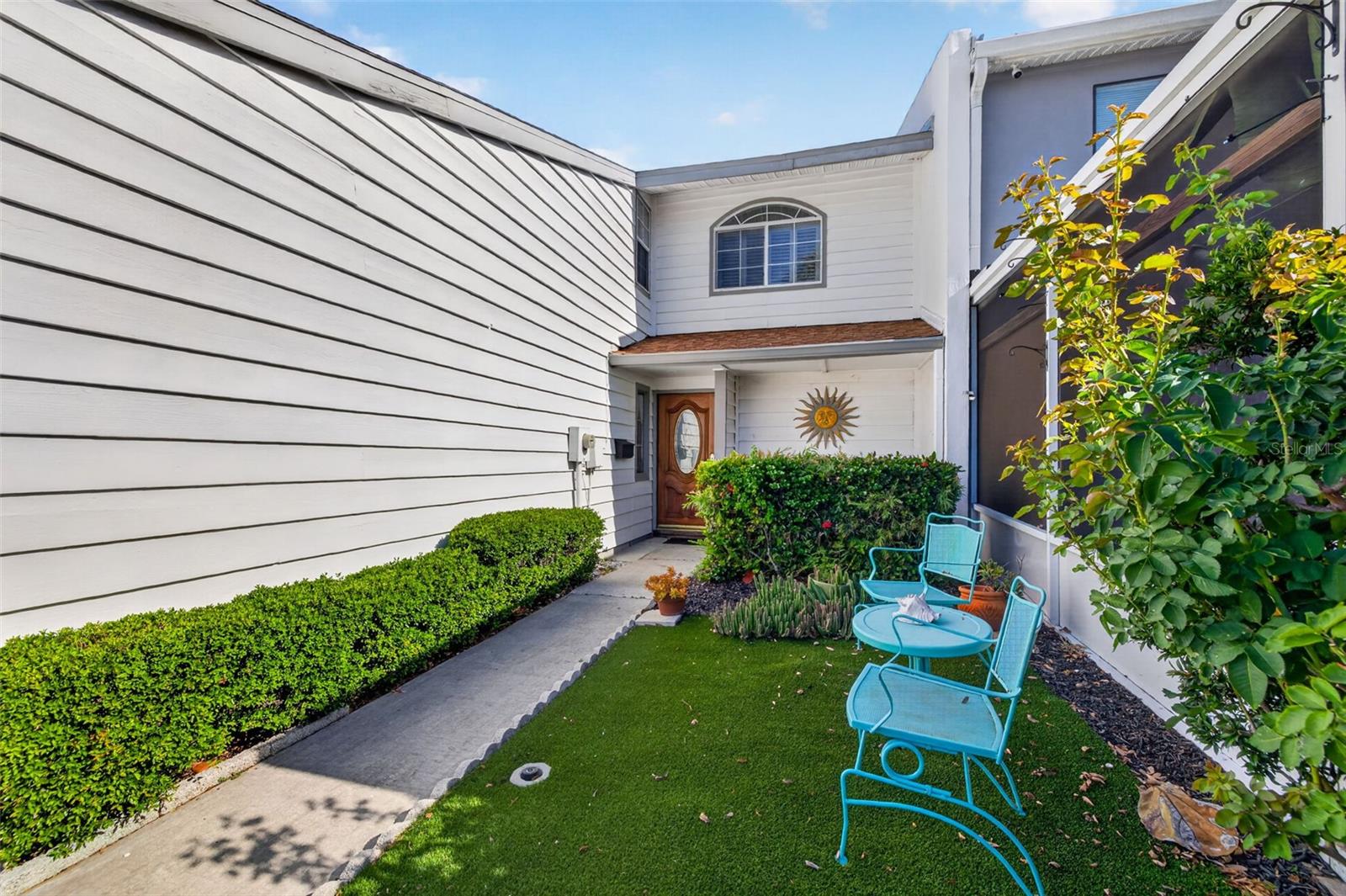 Image 3 of 39 For 8705 Bay Pointe Drive