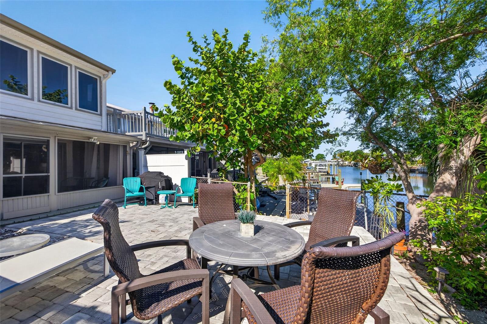 Image 33 of 39 For 8705 Bay Pointe Drive