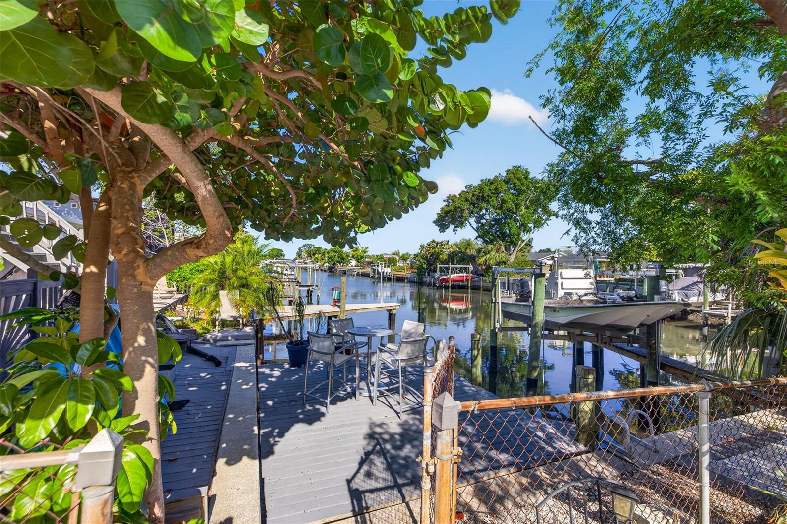 Image 35 of 39 For 8705 Bay Pointe Drive