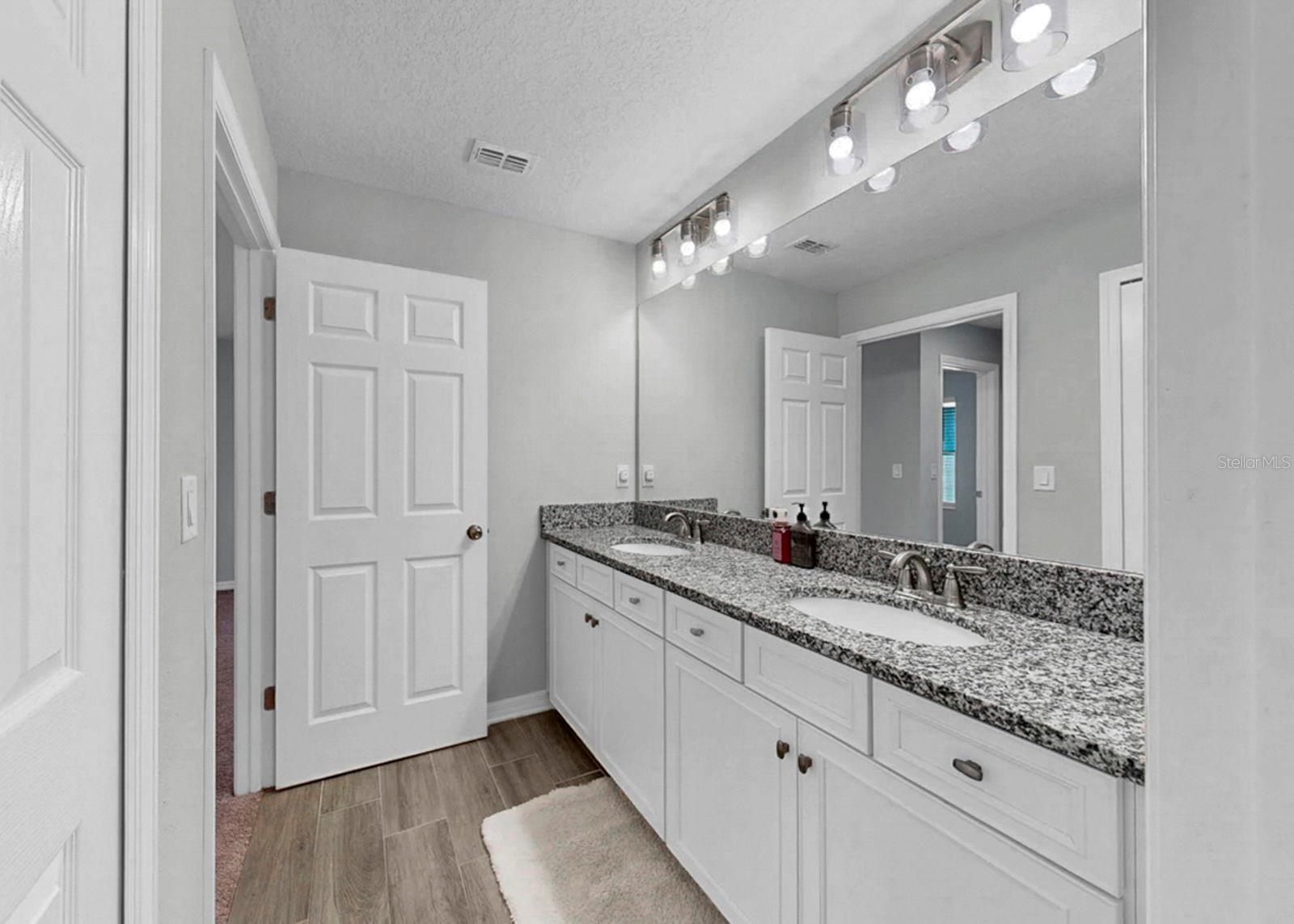 Image 33 of 50 For 3139 Marine Grass Drive