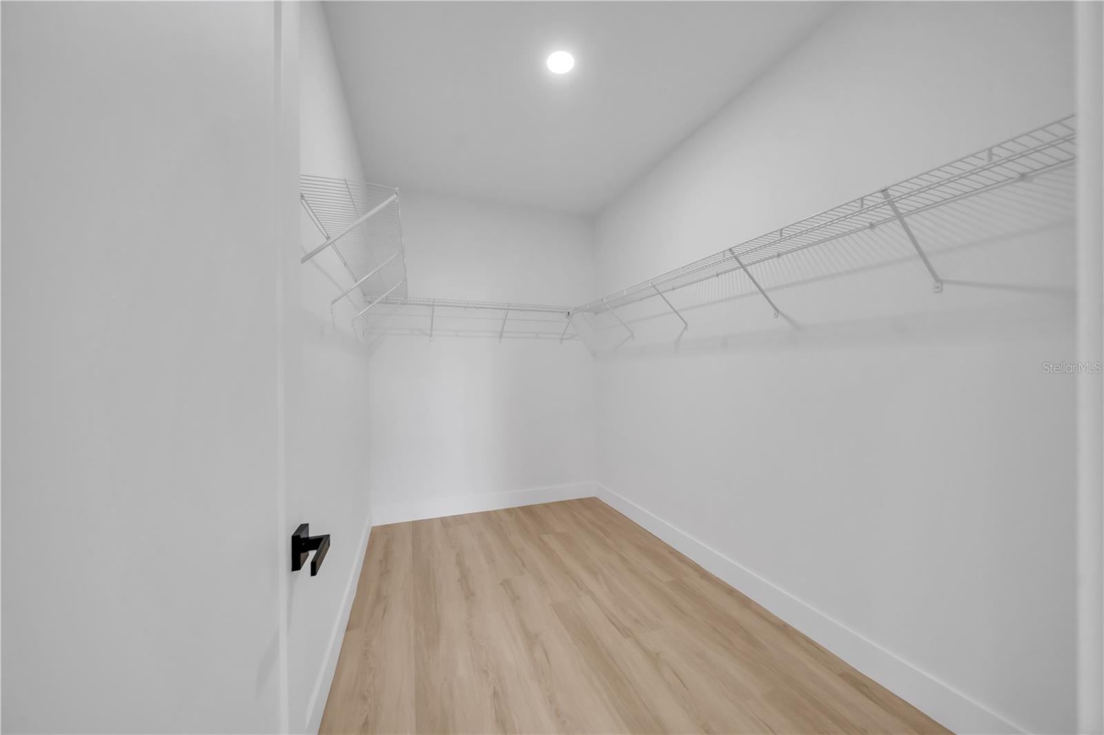 Image 21 of 47 For 1274 Ronald Street