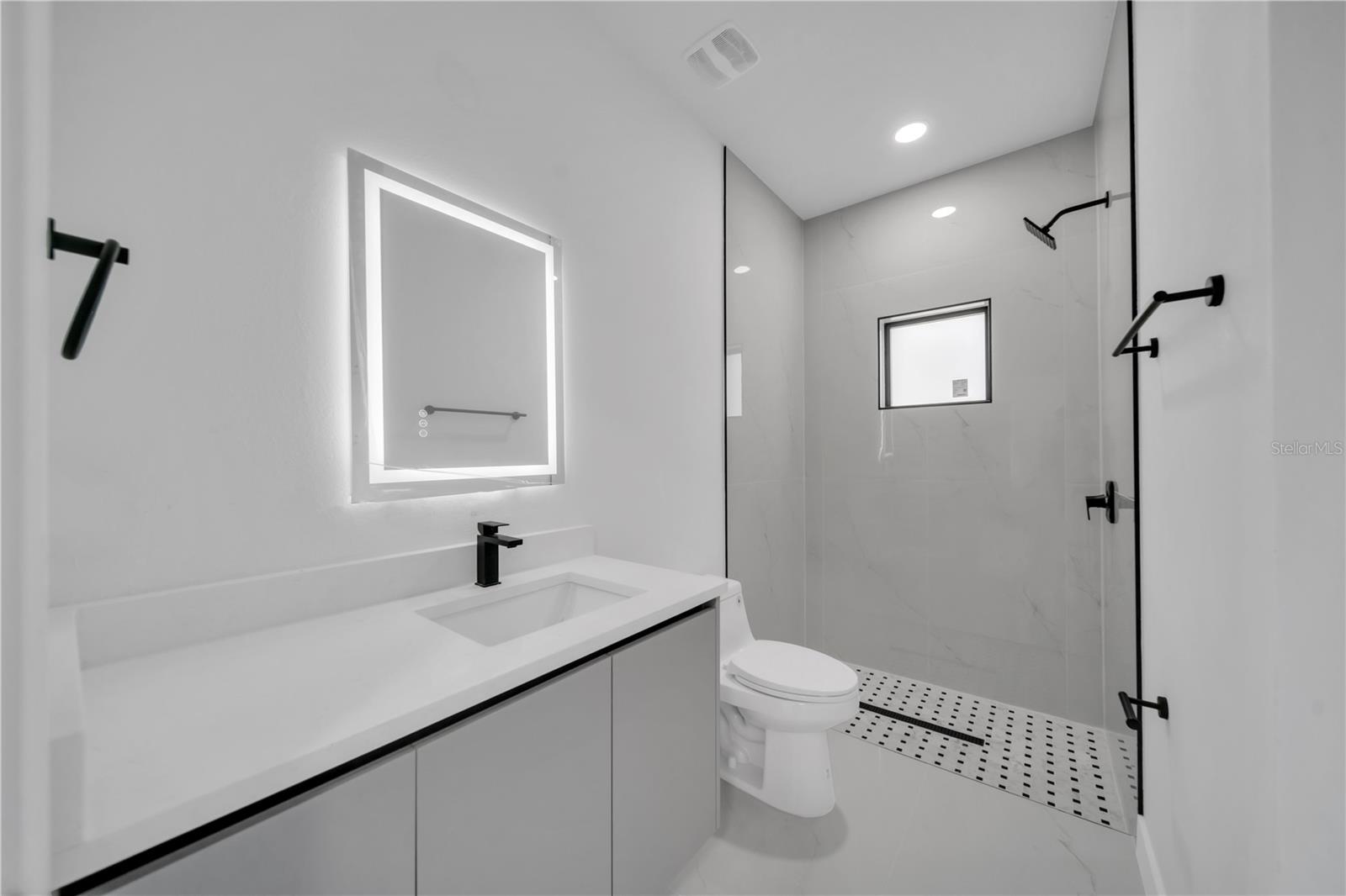 Image 23 of 47 For 1274 Ronald Street