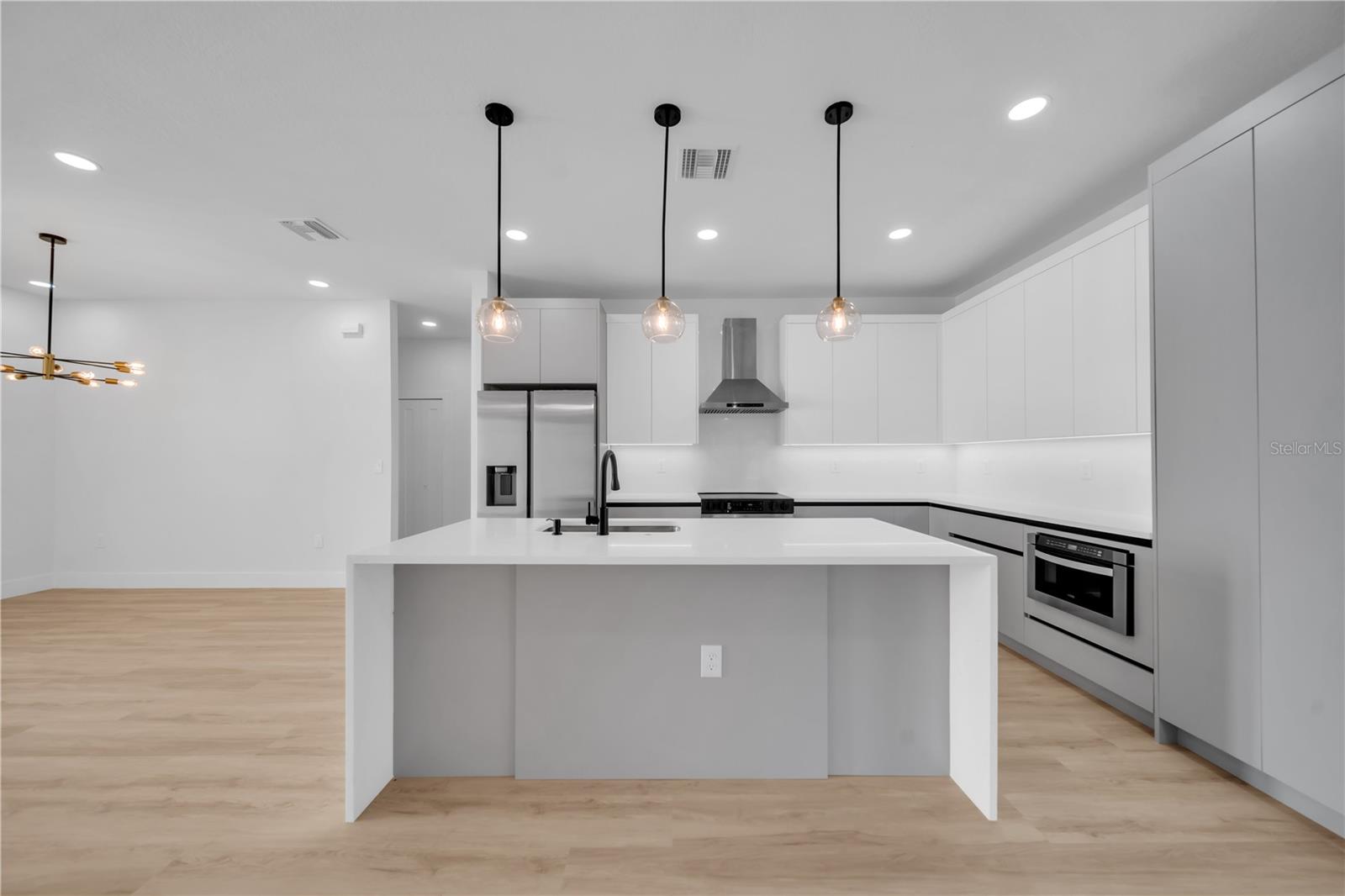 Image 6 of 47 For 1274 Ronald Street