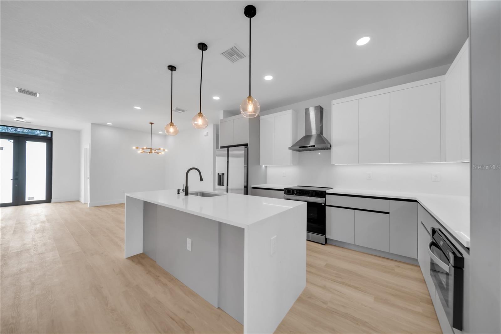 Image 7 of 47 For 1274 Ronald Street