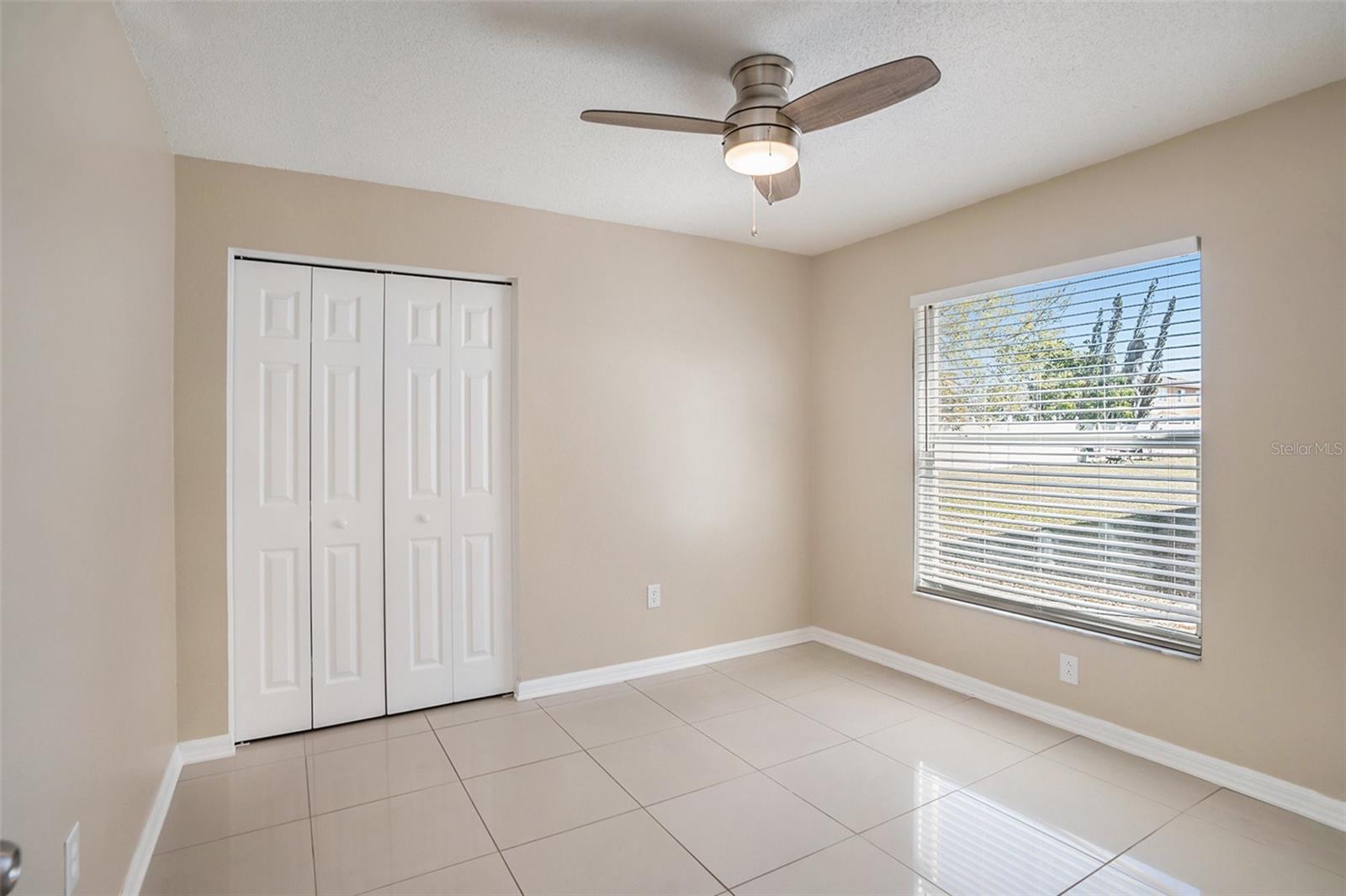 Image 18 of 25 For 12712 Longcrest Drive