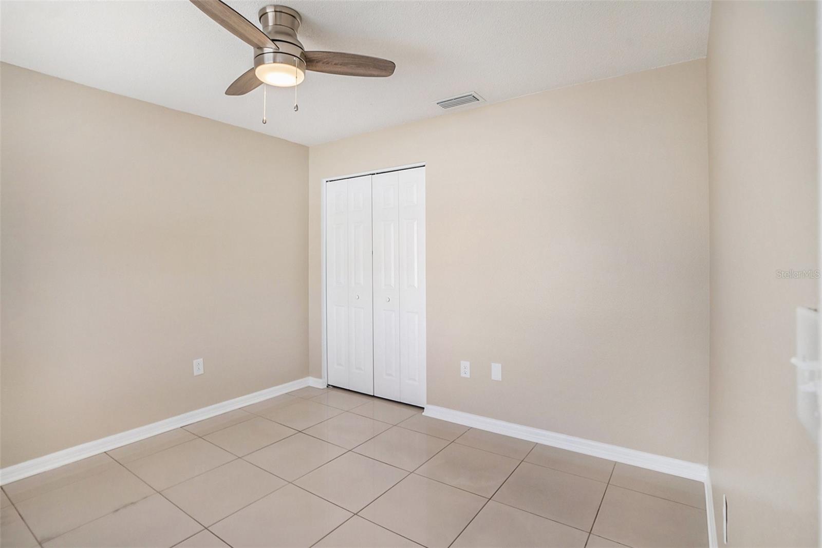 Image 20 of 25 For 12712 Longcrest Drive