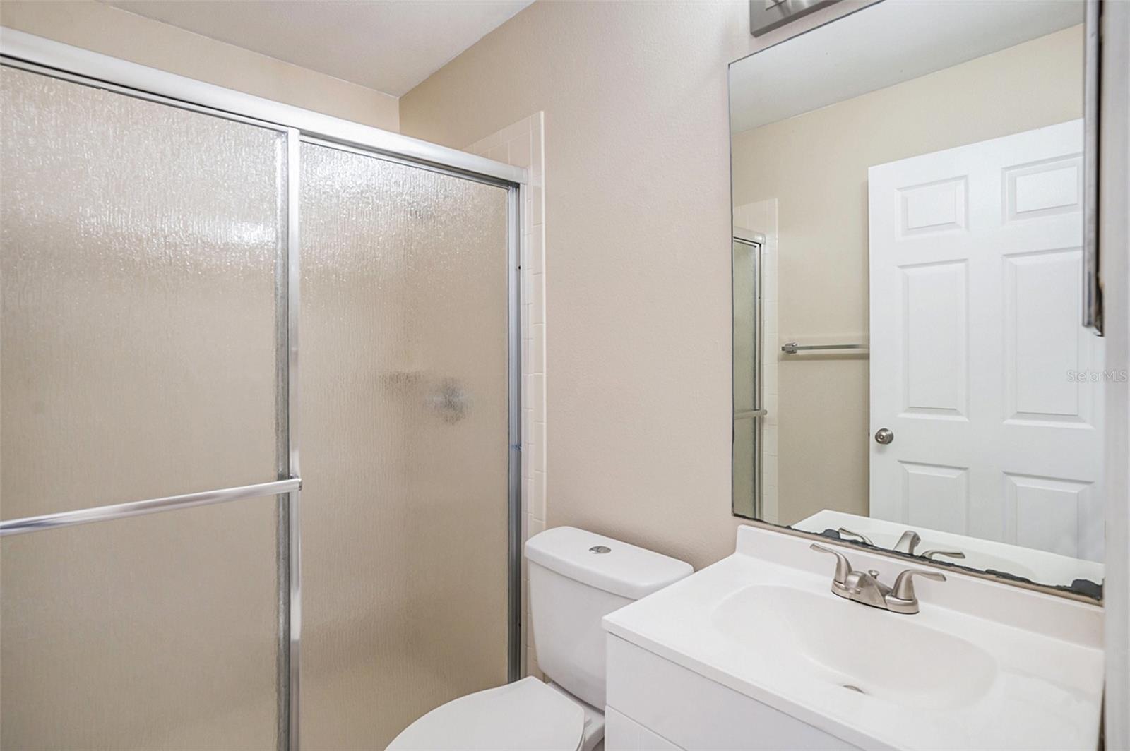 Image 22 of 25 For 12712 Longcrest Drive