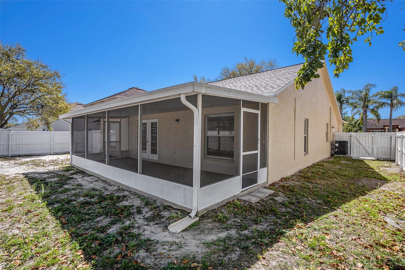 Image 24 of 25 For 12712 Longcrest Drive