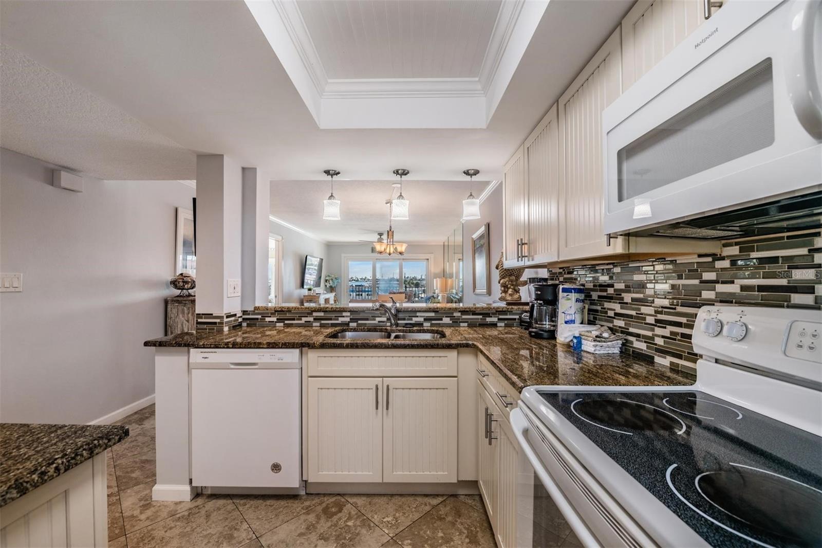 Image 10 of 55 For 7435 Bayshore Drive 303