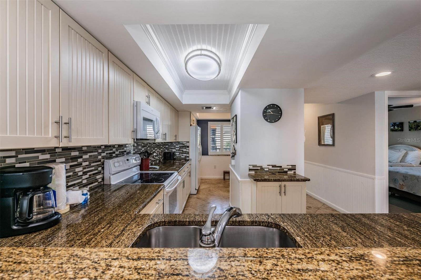 Image 11 of 55 For 7435 Bayshore Drive 303