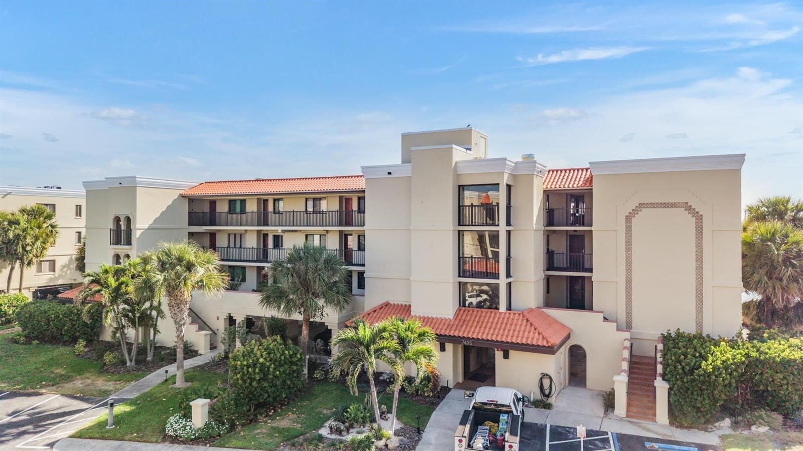 Image 3 of 55 For 7435 Bayshore Drive 303